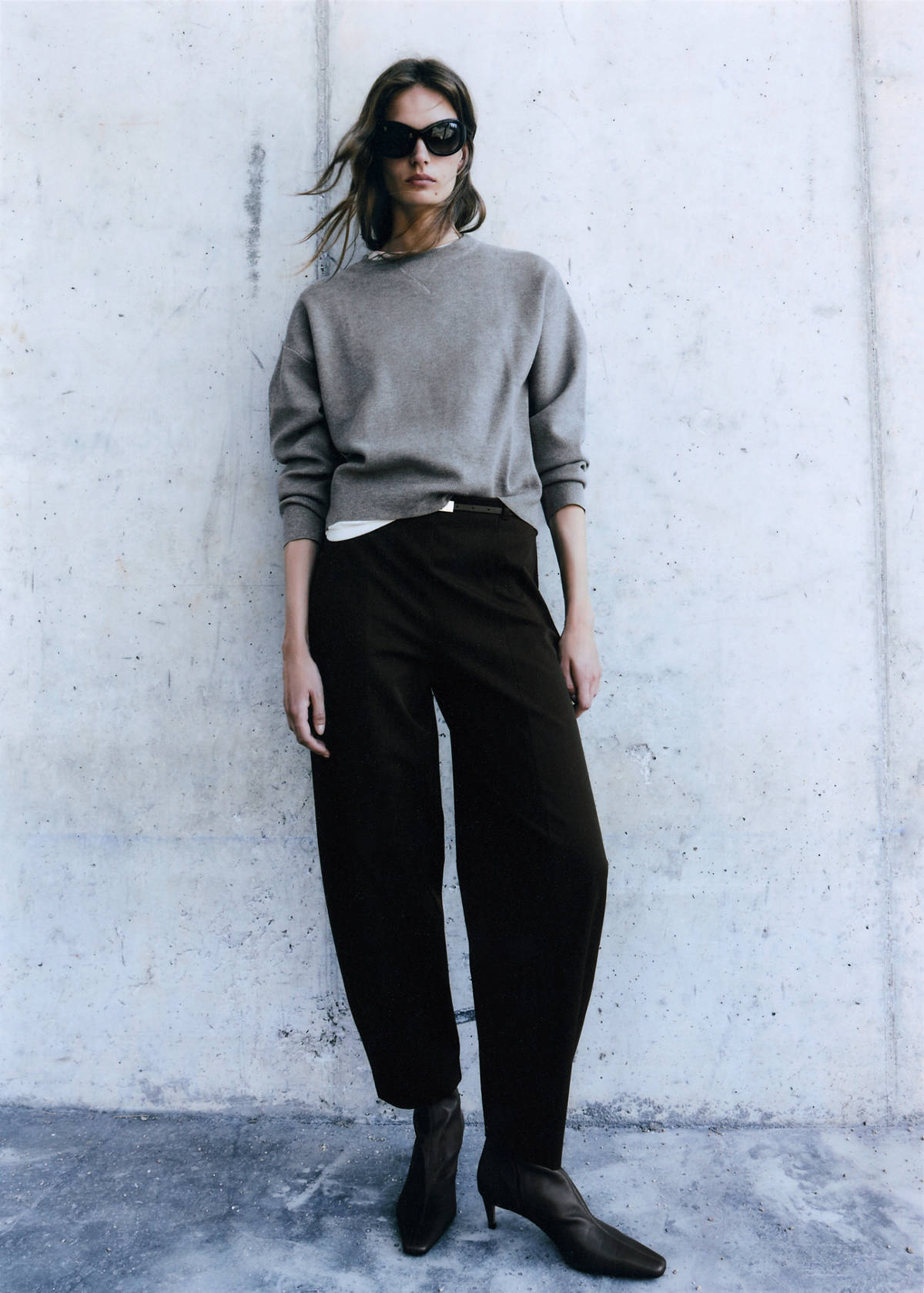 Round-neck knitted sweatshirt — Grey