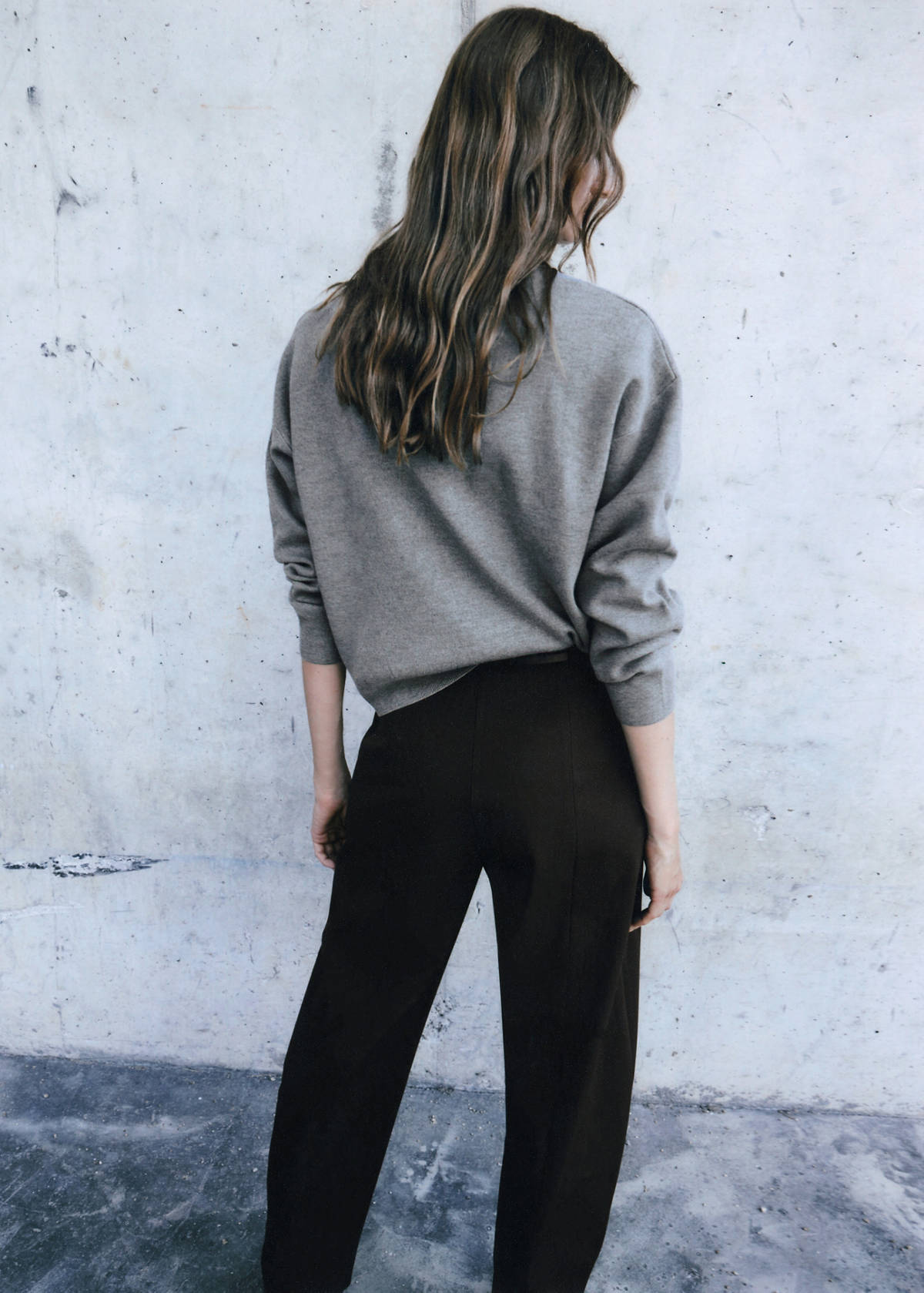 Round-neck knitted sweatshirt — Grey
