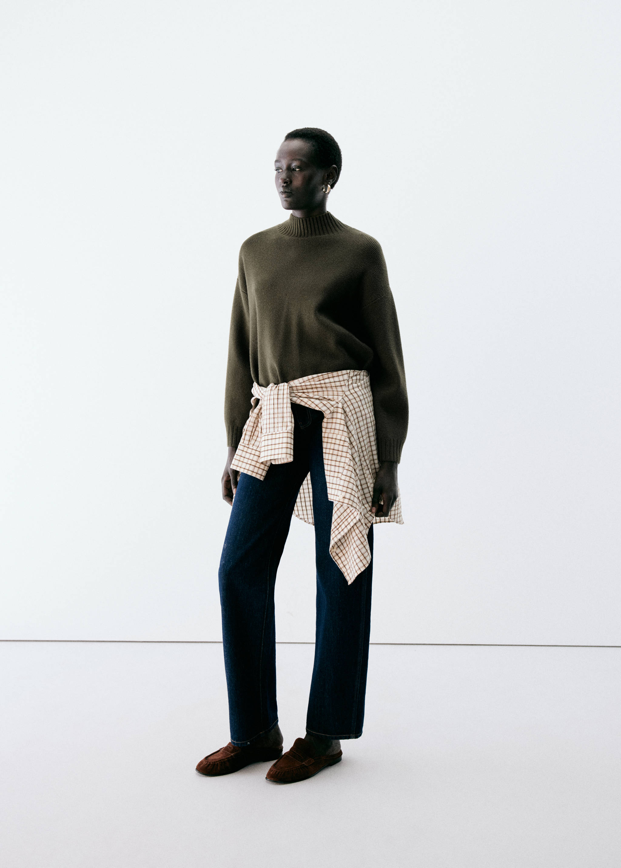 Funnel neck knit sweater - General plane
