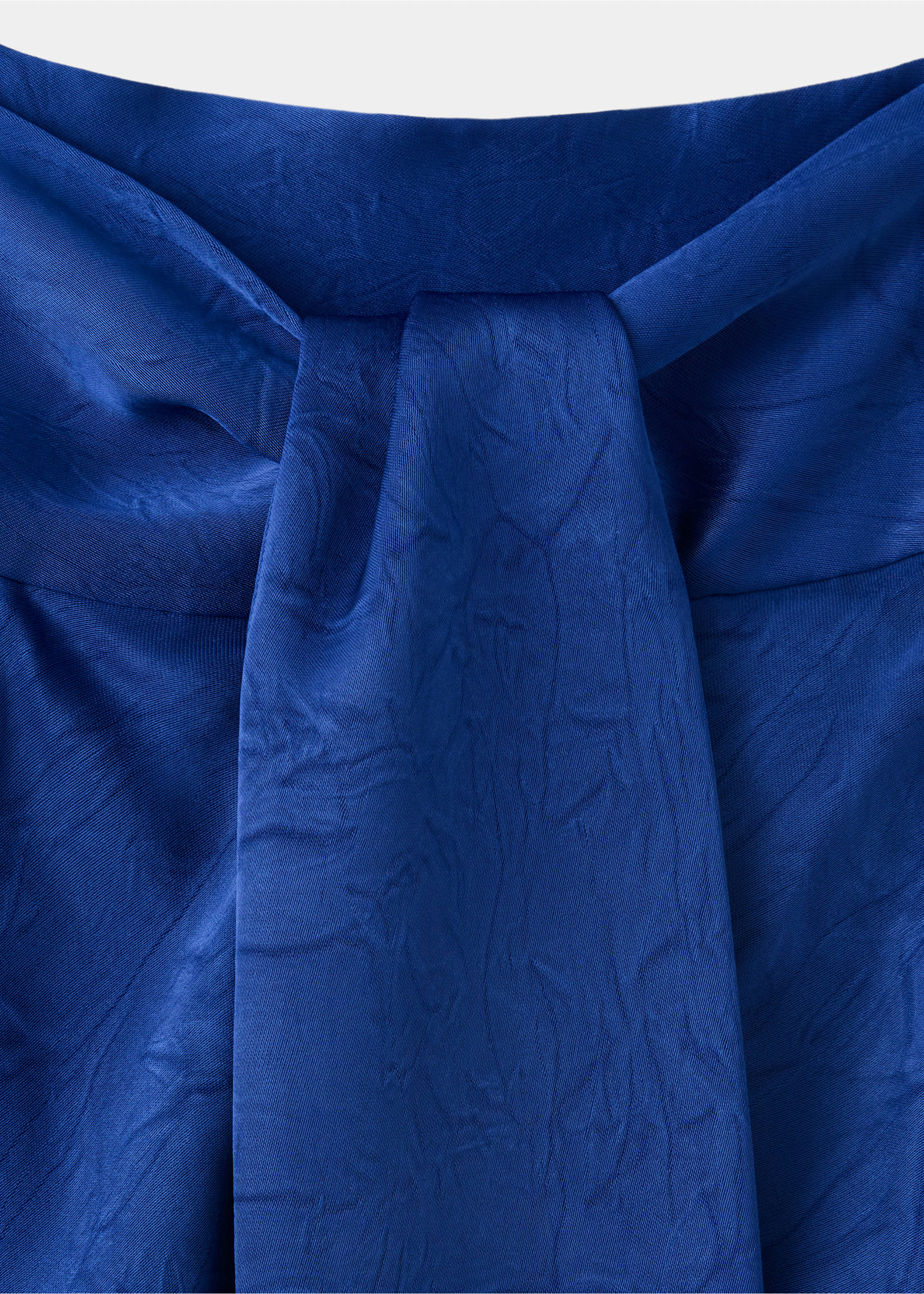Satin halter neck dress - Details of the article 8, Blue. Ref: 37007788-00.