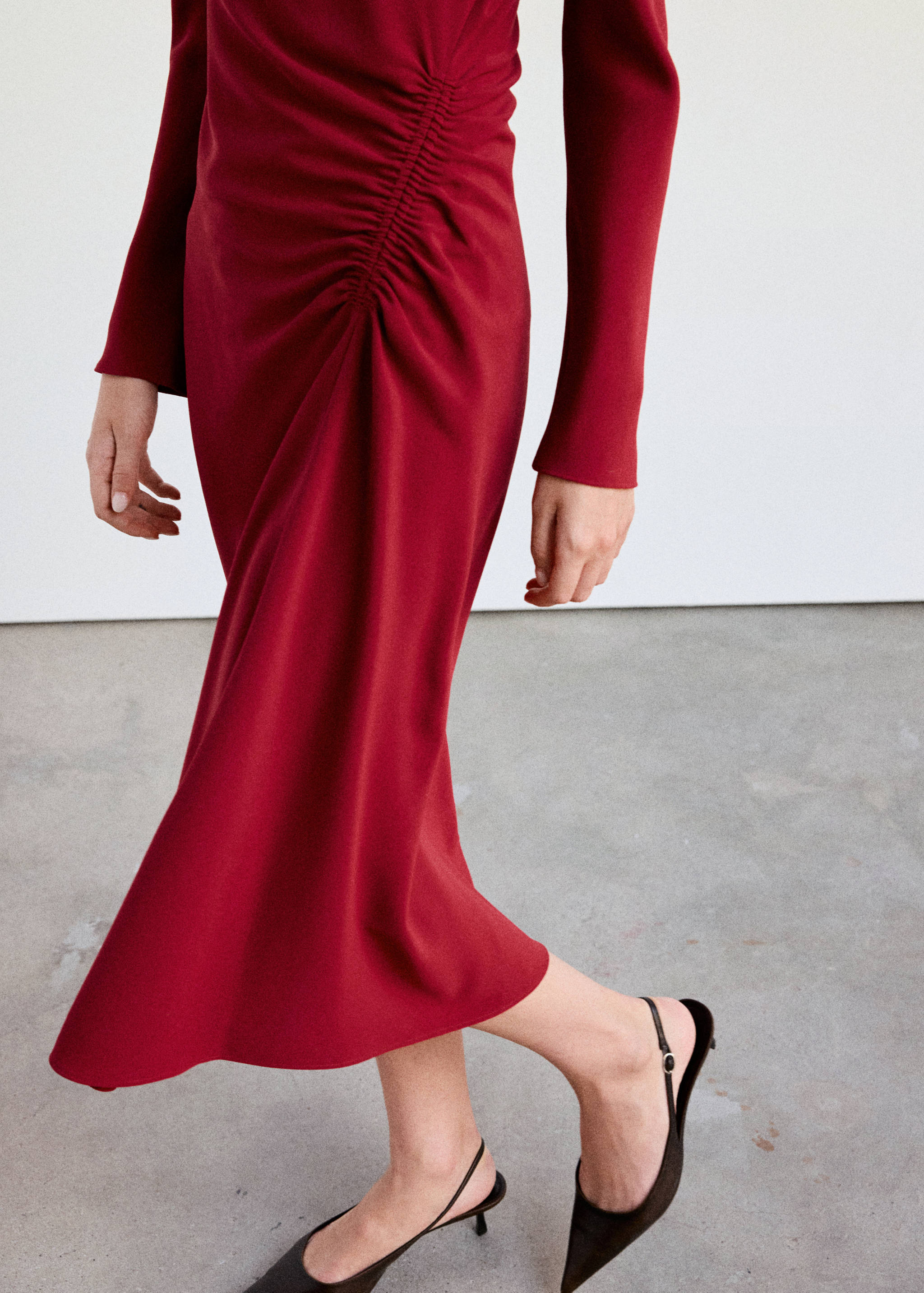 Vestit midi frunzit - Pla mig