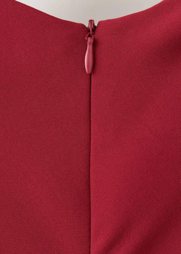 Long-sleeved ruched dress thumbnail 10