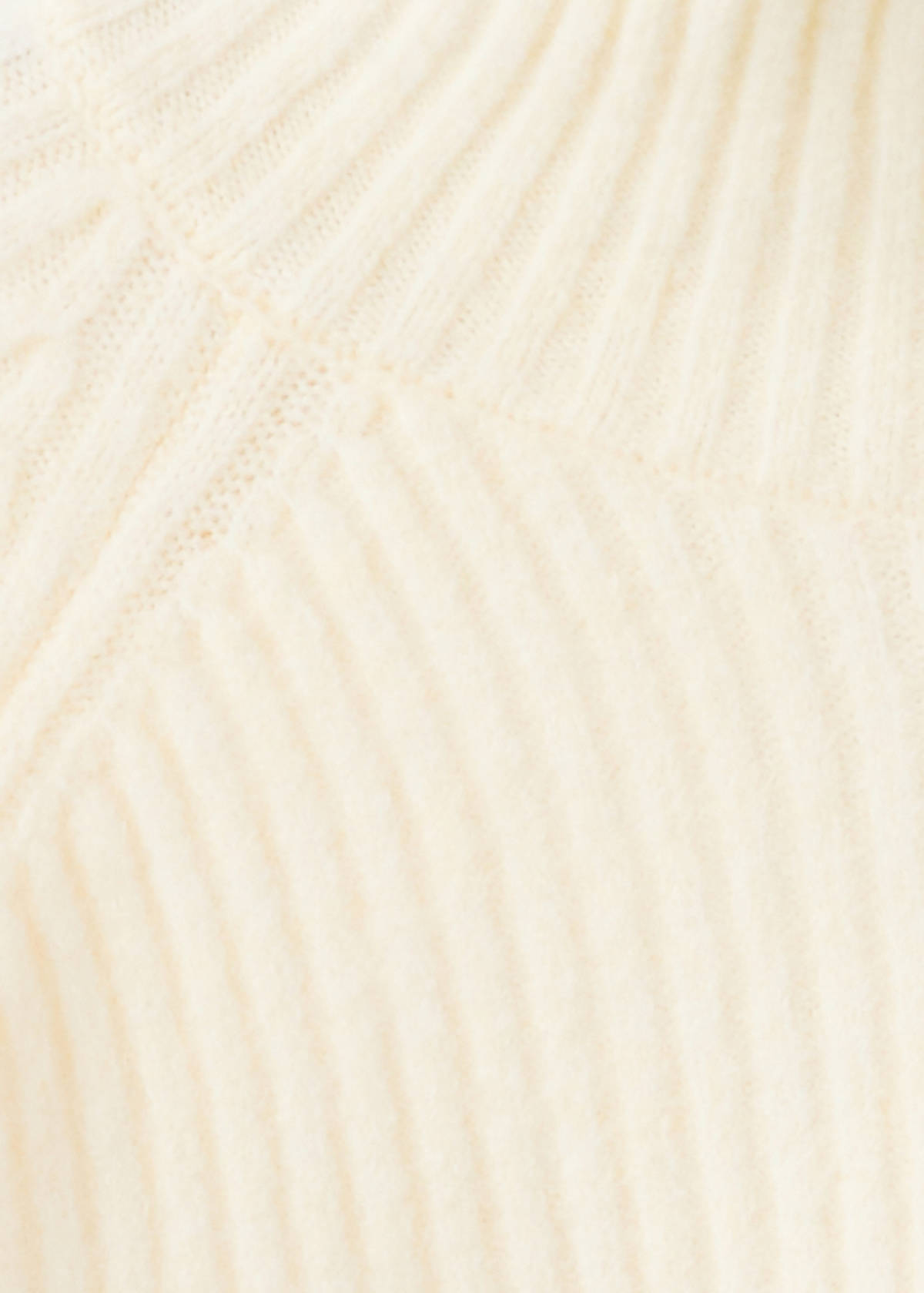 Turtleneck ribbed sweater — Ecru