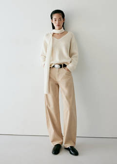 V-neck sweater with scarf — Ecru 2