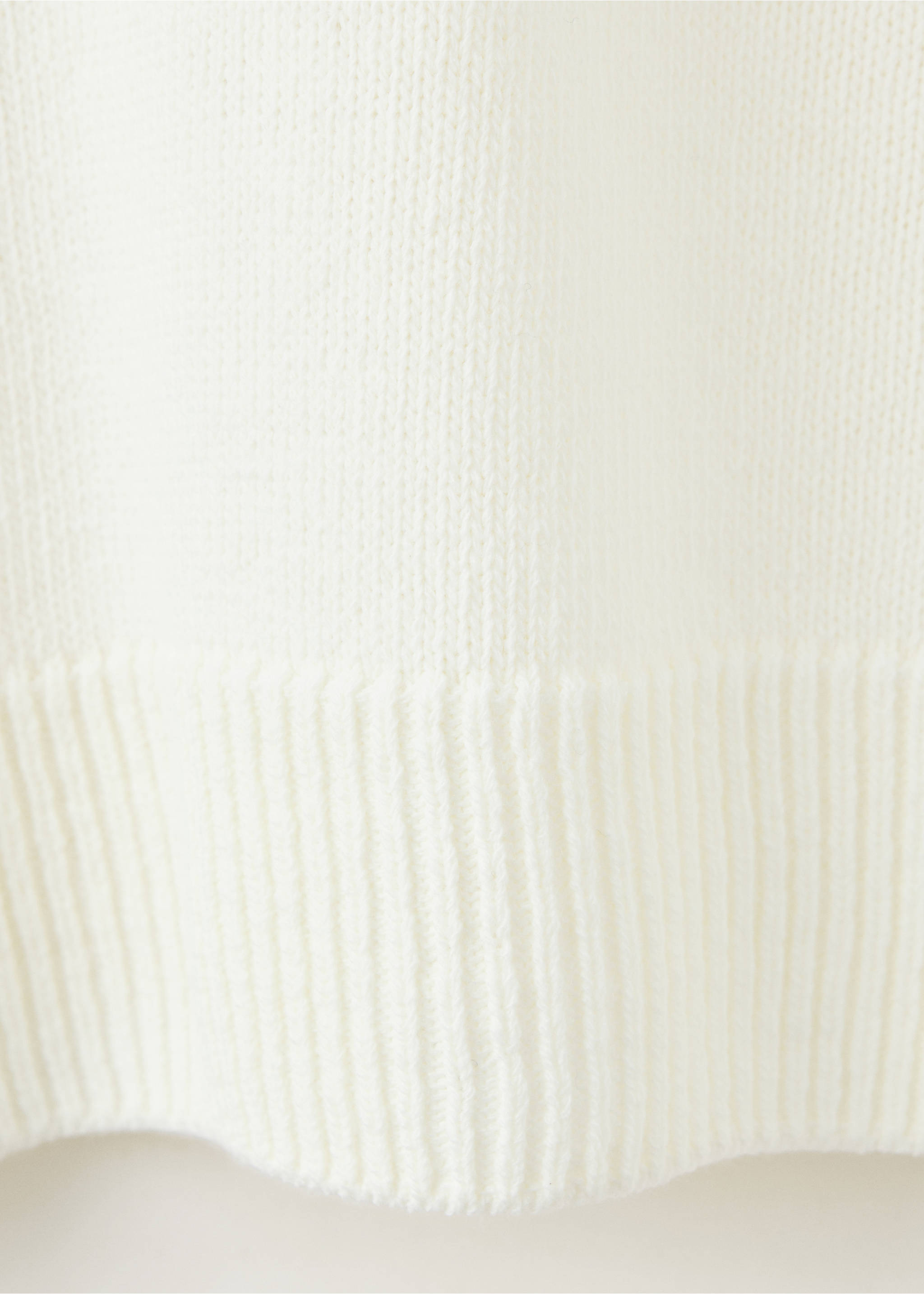 Mid-weight jumper with a high neck - Details of the article 0, Ecru. Ref: 37007826-00.
