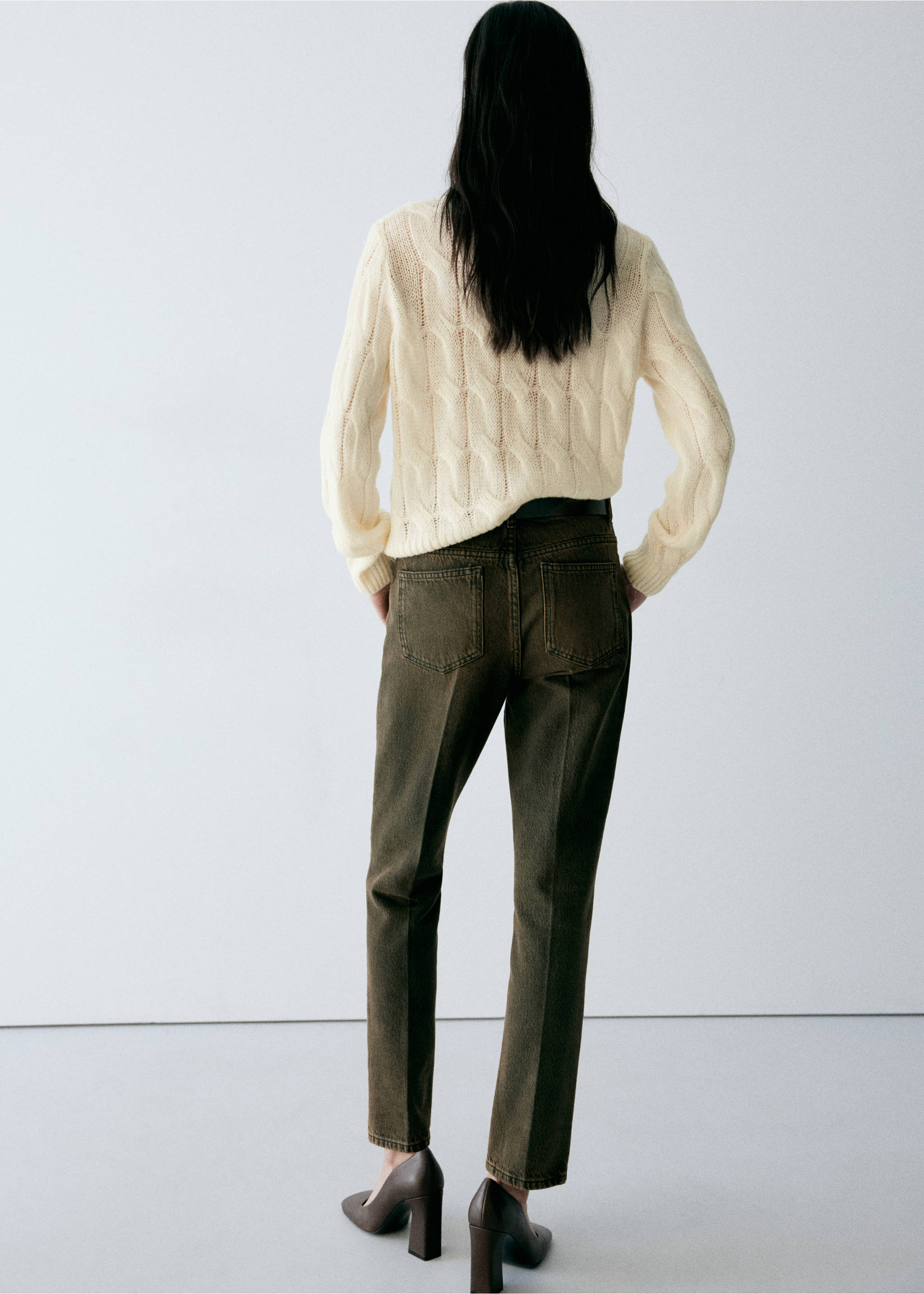 Cable-knit crew-neck jumper - Reverse of the article, Ecru. Ref: 37007828-00.