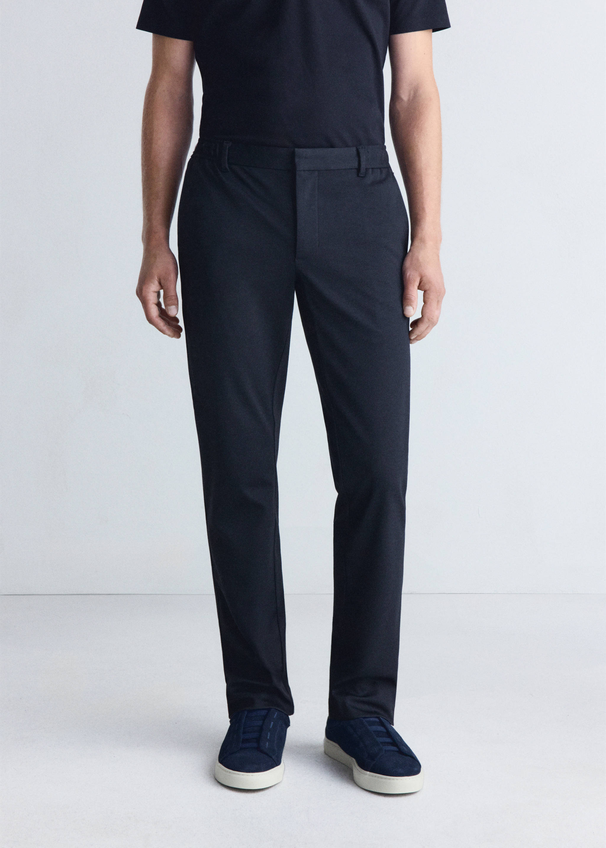 Pantalon slim fit en mélange de laine thermorégulant - Plan moyen