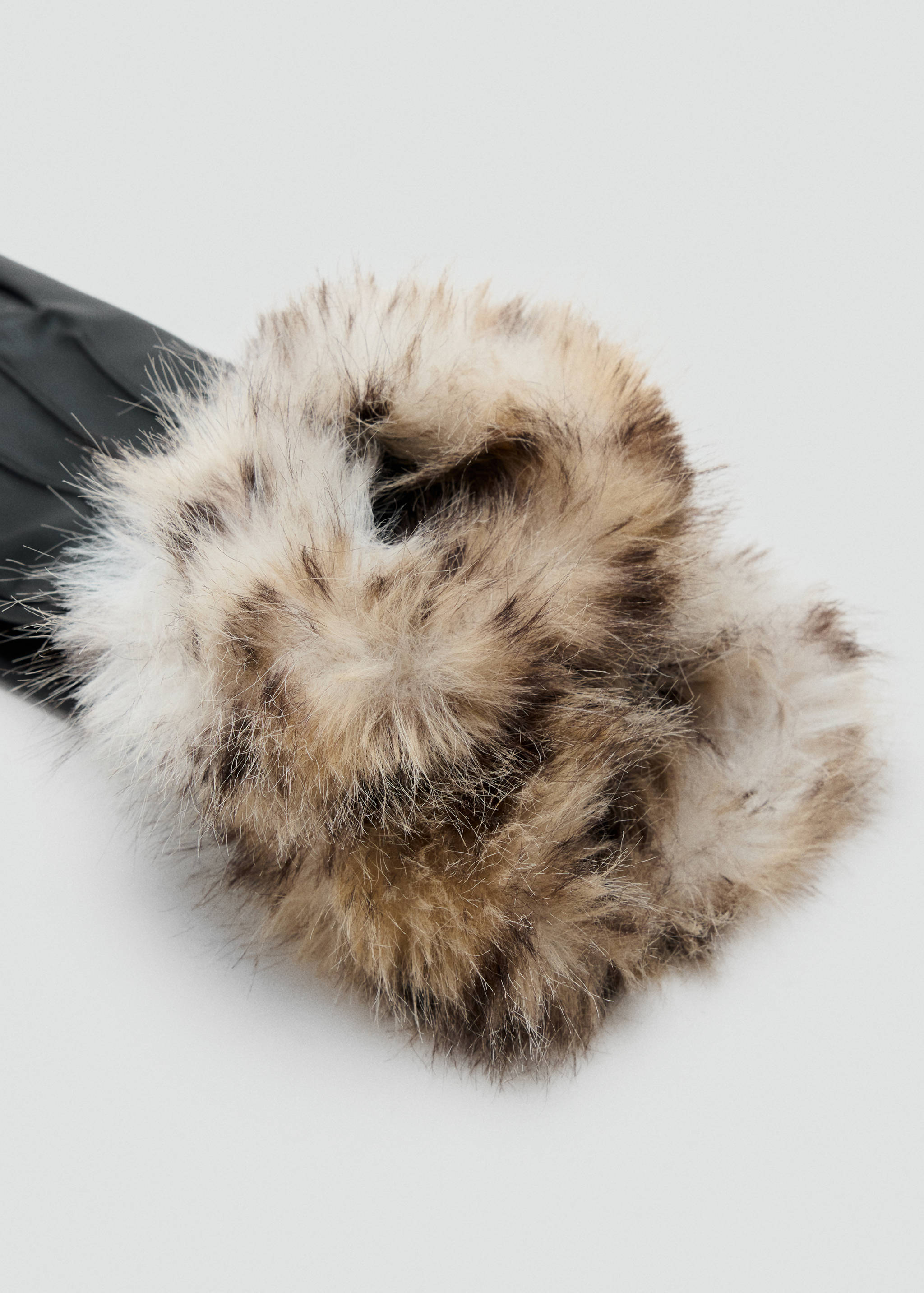 Black gloves with a voluminous beige and brown faux-fur cuff detail.