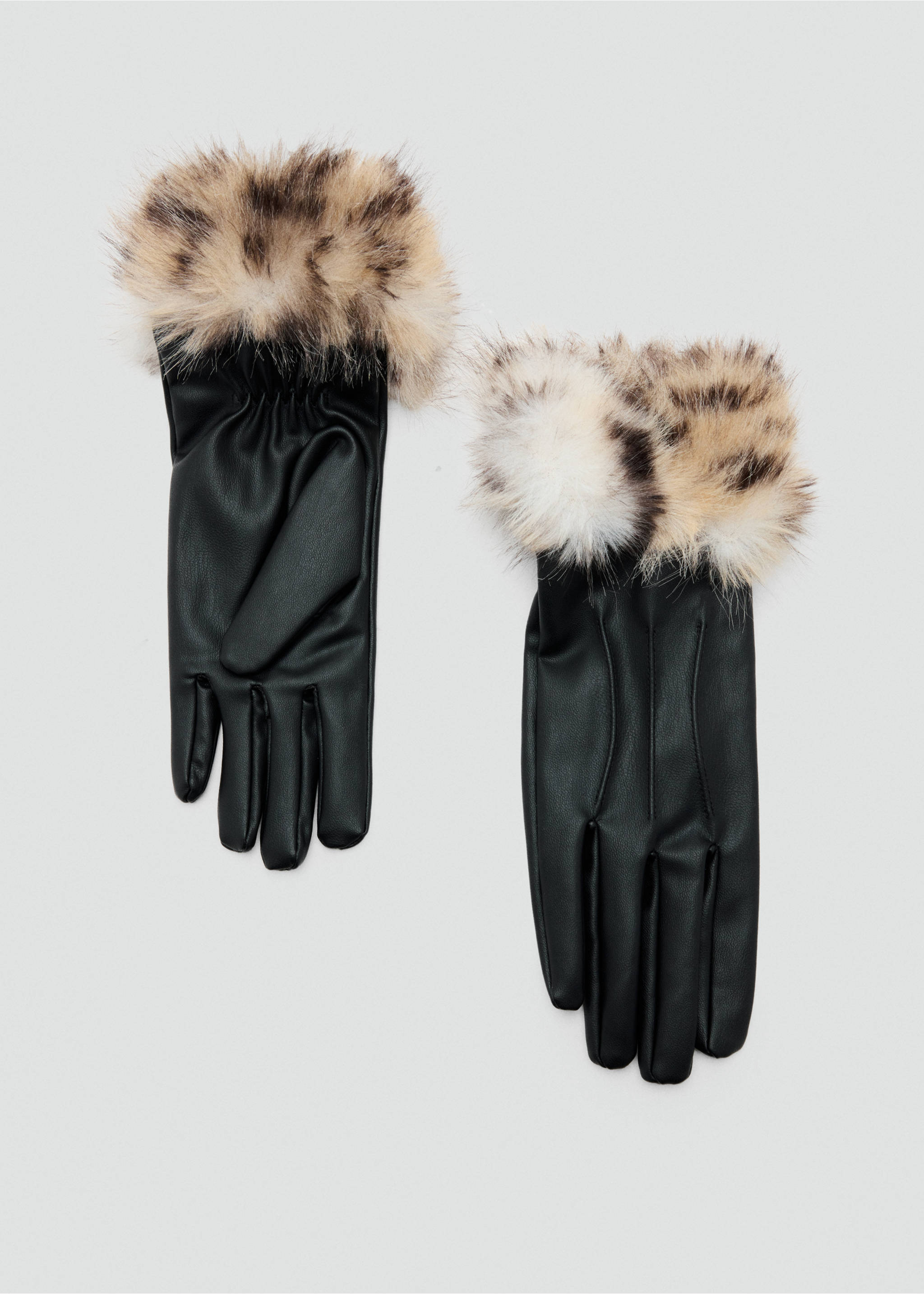 Black gloves featuring animal-print faux-fur cuffs., Black. Ref: 37007912-00.