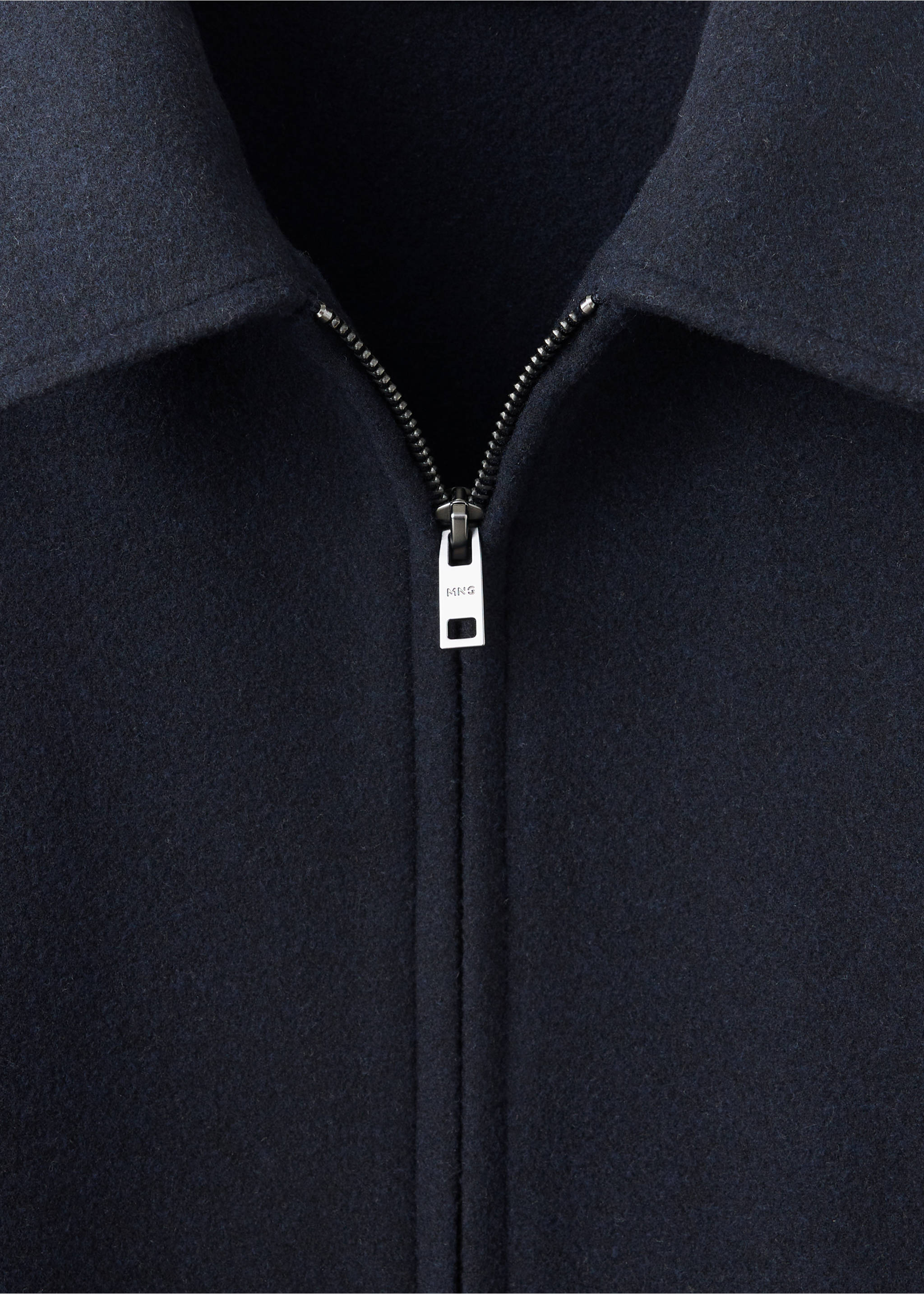 Zip-up cloth jacket - Details of the article 8, Navy. Ref: 37007919-00.