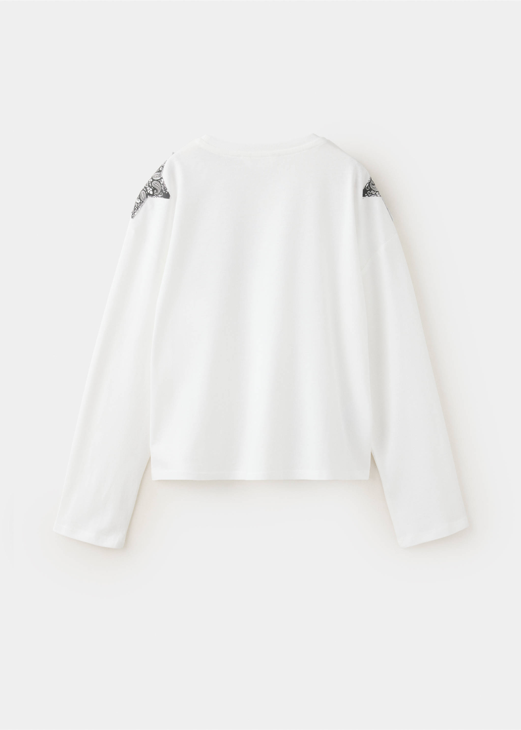 White long-sleeve t-shirt with back view showing patterned shoulder details, Off White. Ref: 37007927-00.