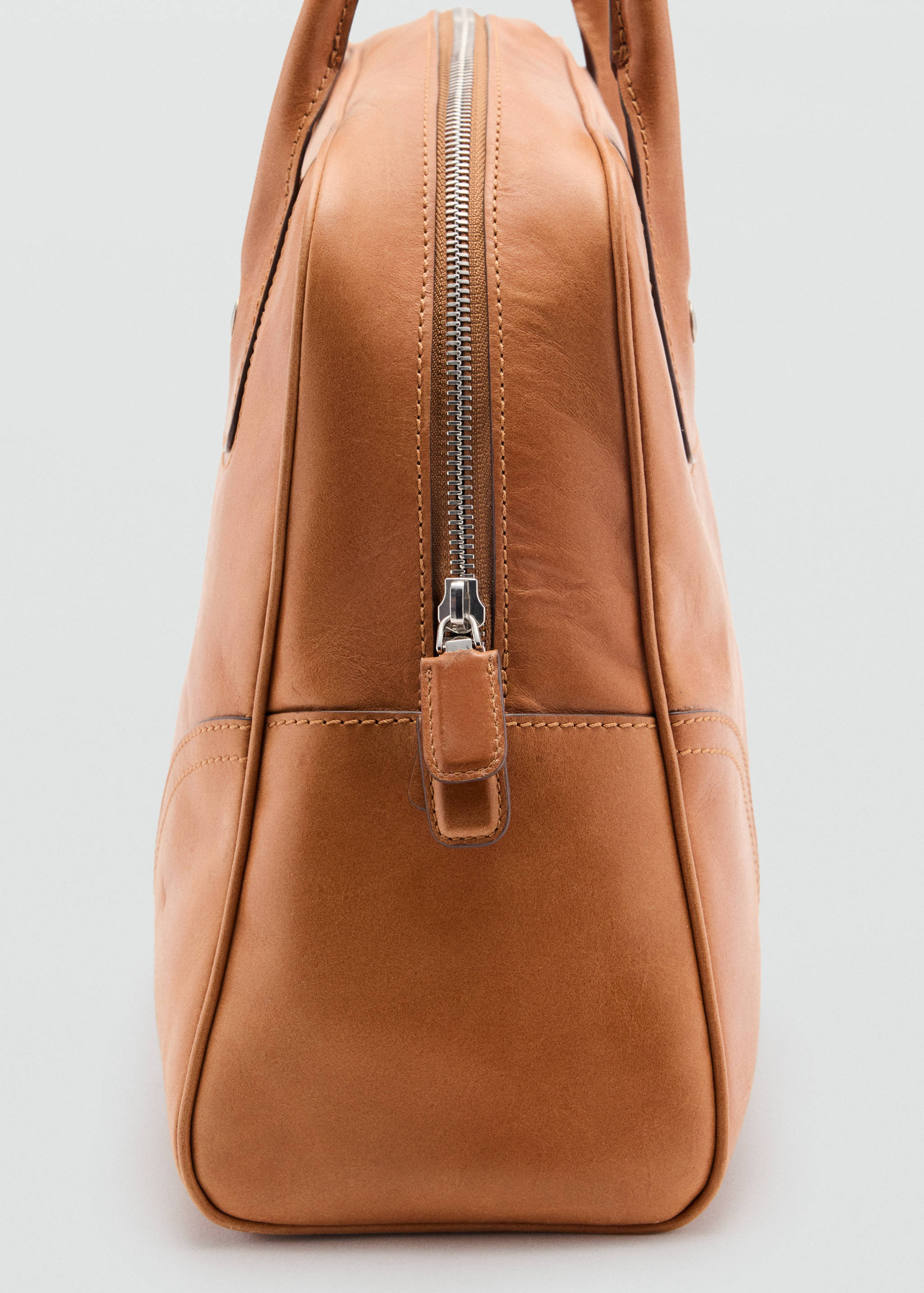 Large bowling bag in leather - Details of the article 1