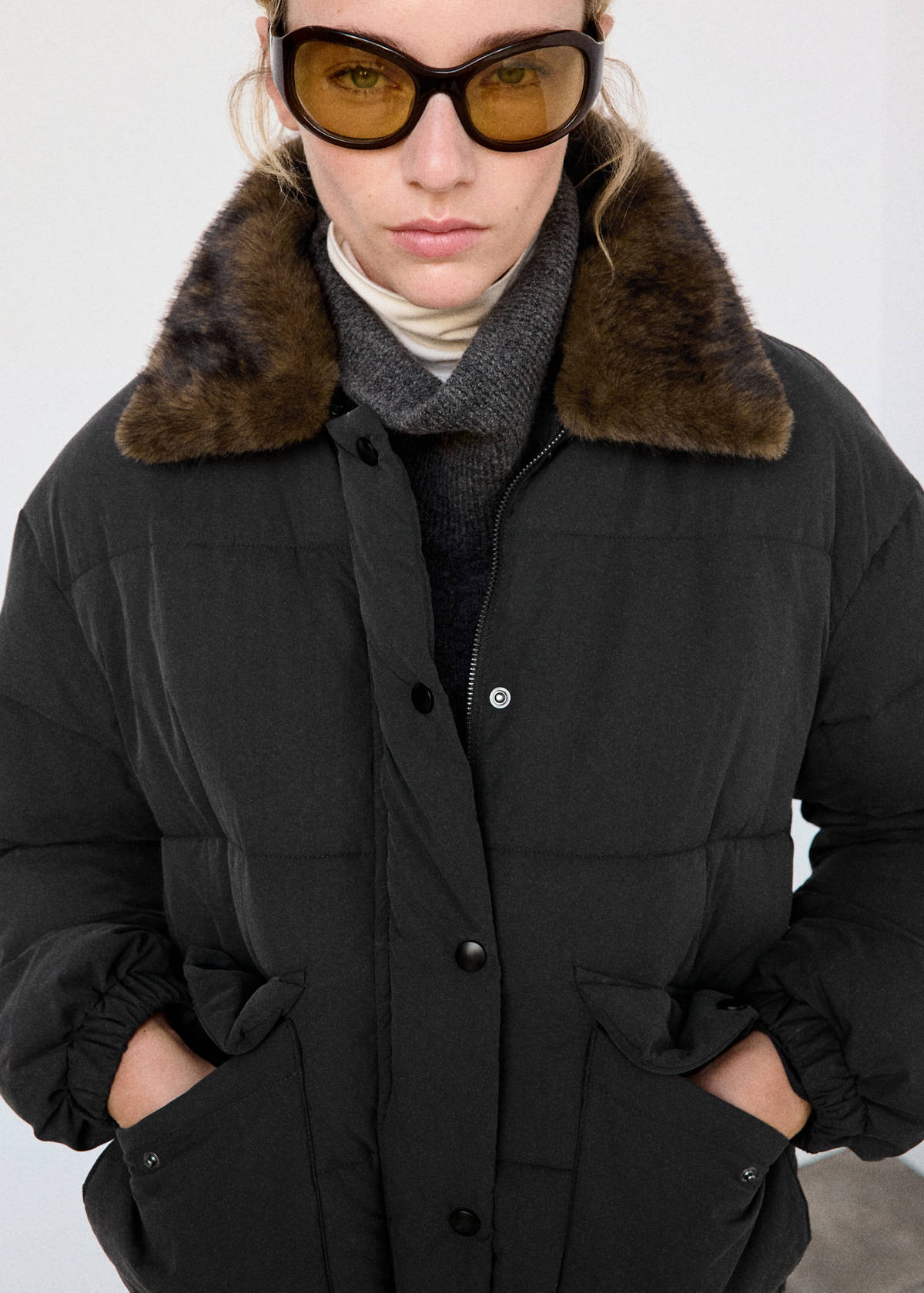 Fur collar puffer coat — Charcoal