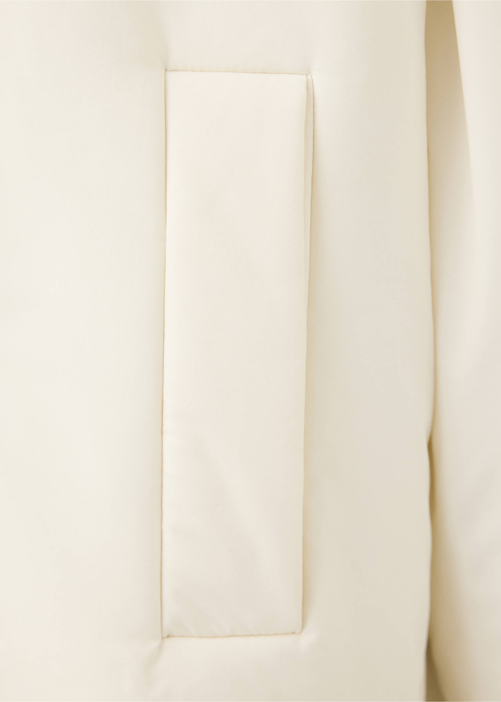 PUFFER COAT POLAR - Details of the article 0, Off White. Ref: 37008272-00.