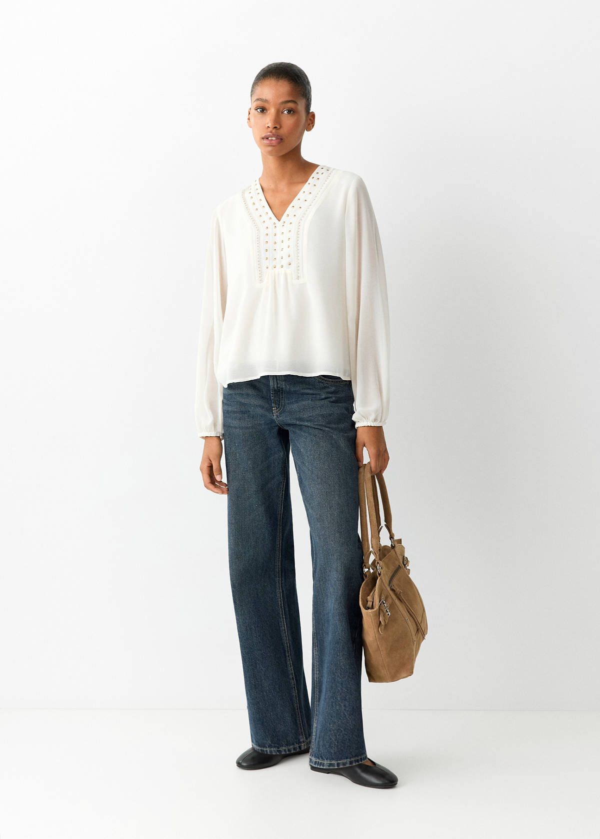 Chiffon blouse with studs