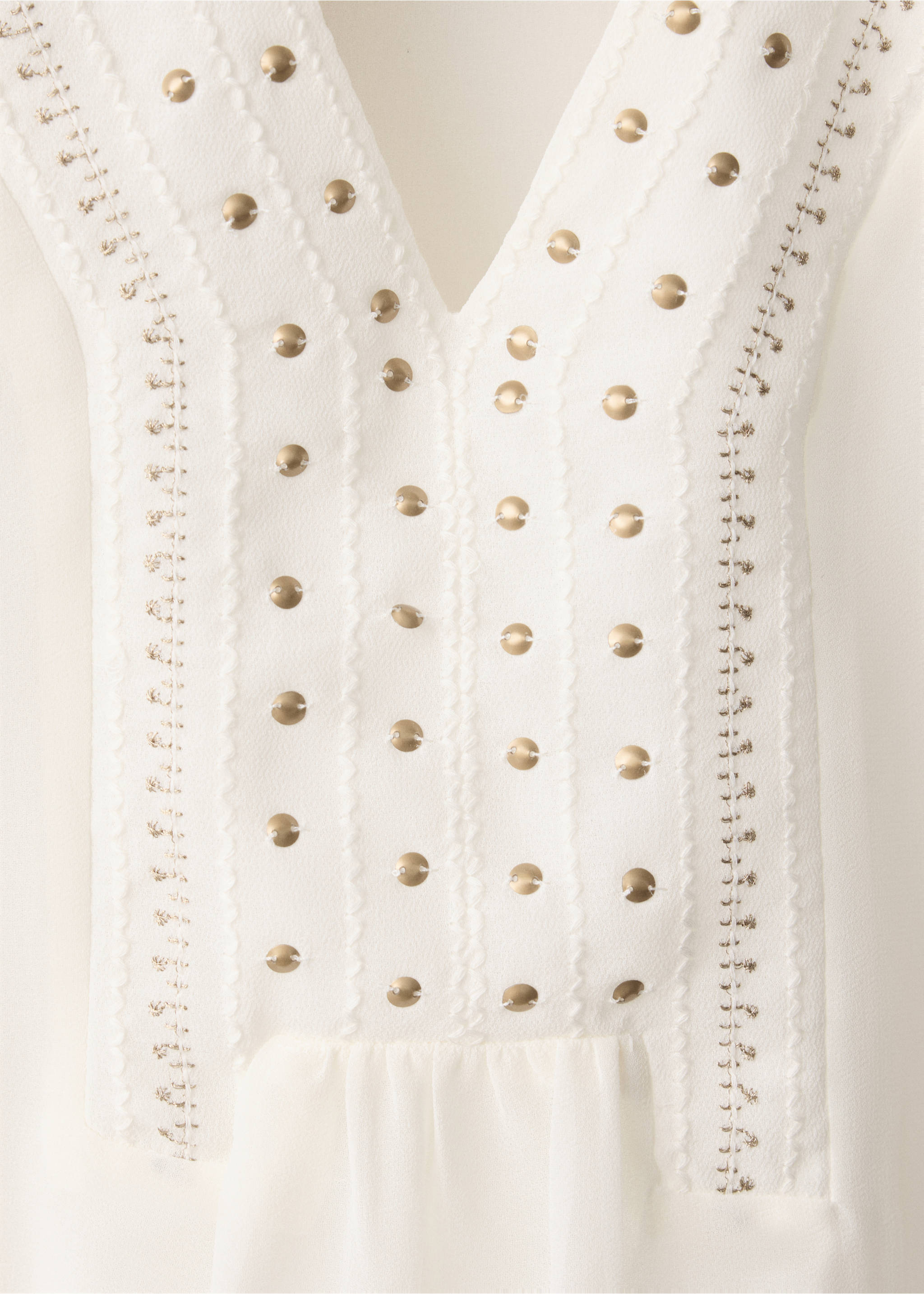 White shirt with a V-neck and metallic gold stud details., Off White. Ref: 37008282-00.