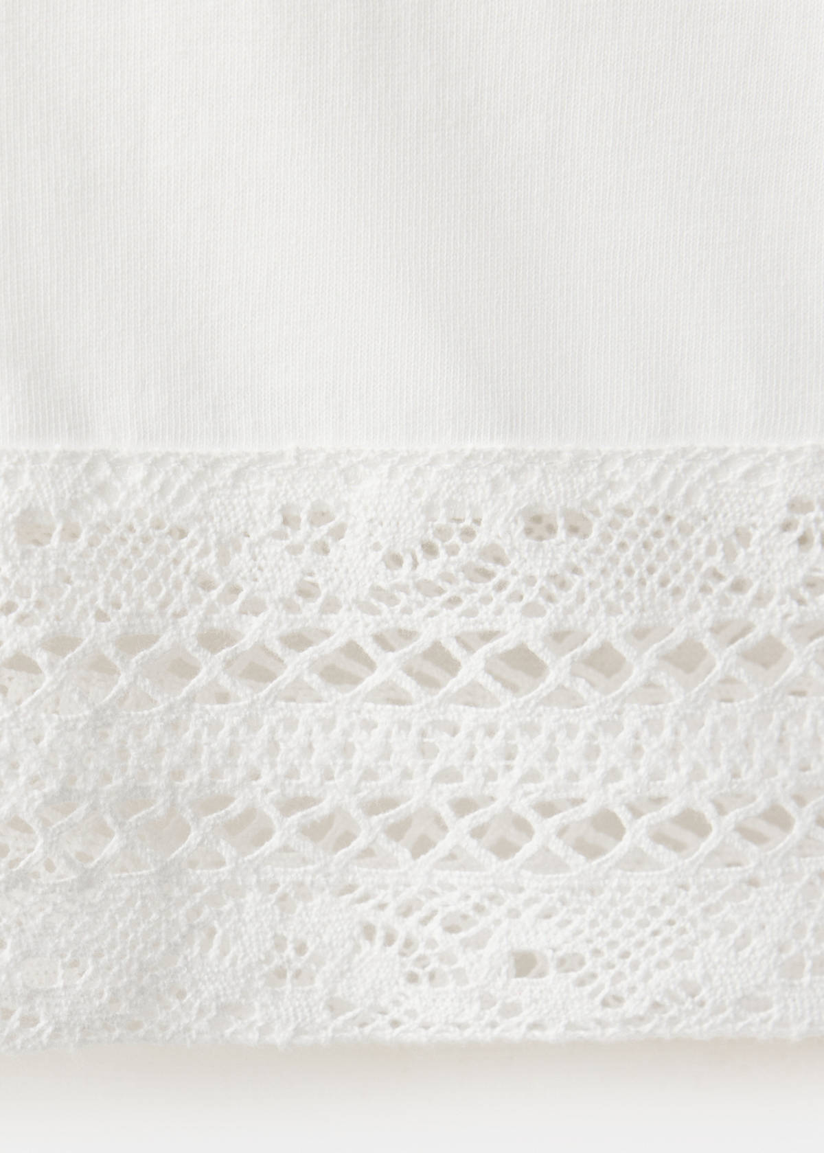 T-shirt with lace trim — Off White