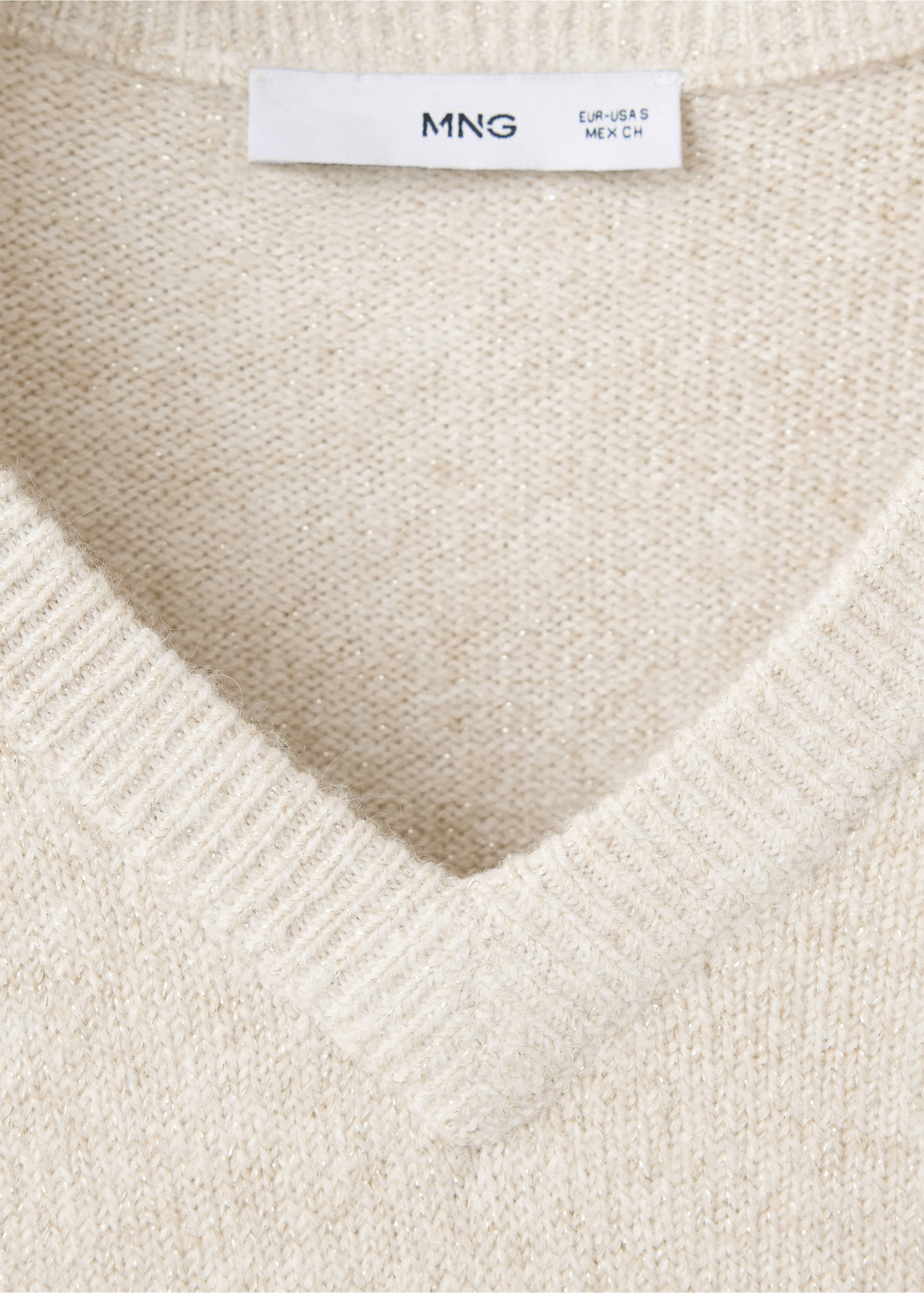 Cream V-neck jersey detail with a glittery knit texture and brand label., Beige. Ref: 37008290-00.