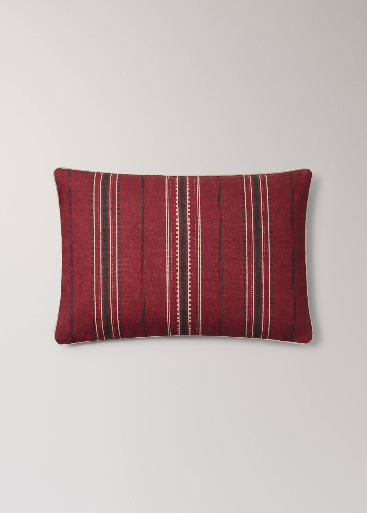 Vertical-striped cushion cover, 40x60 cm — Red