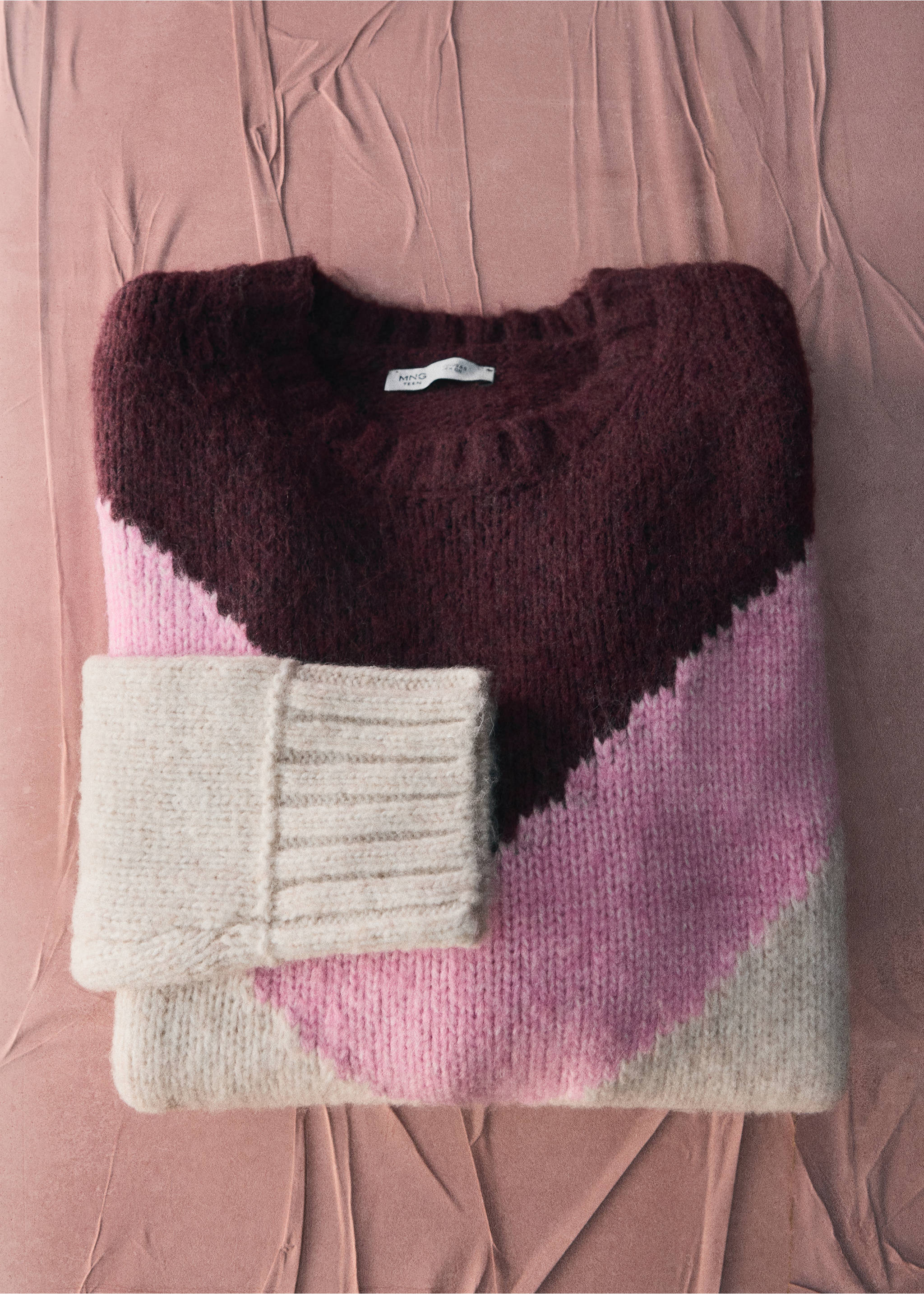Folded burgundy, pink and beige colour-block knit jersey with a crew neck., Pink. Ref: 37009149-00.
