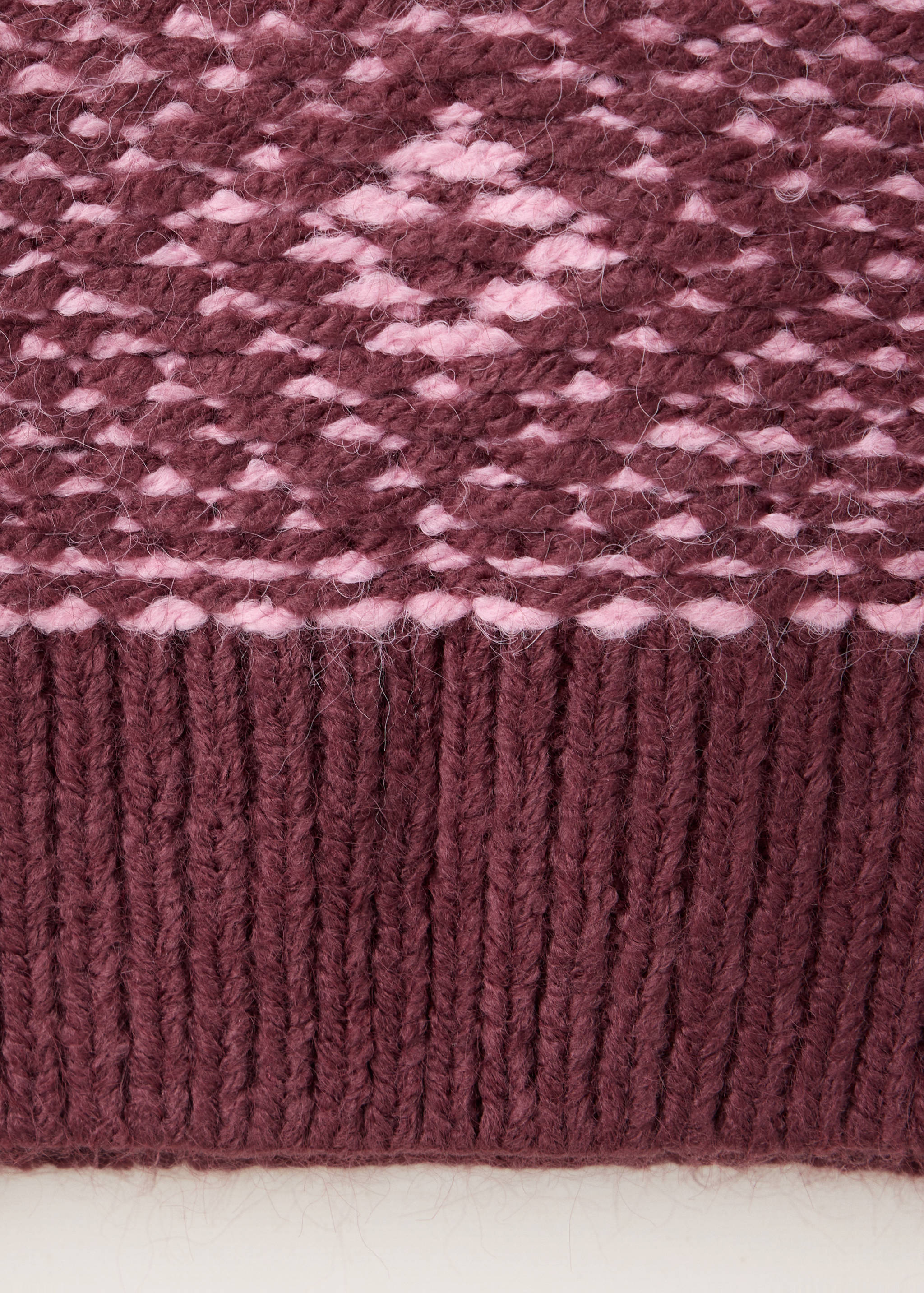 Pull-over motifs col rond - Détail de l'article 0