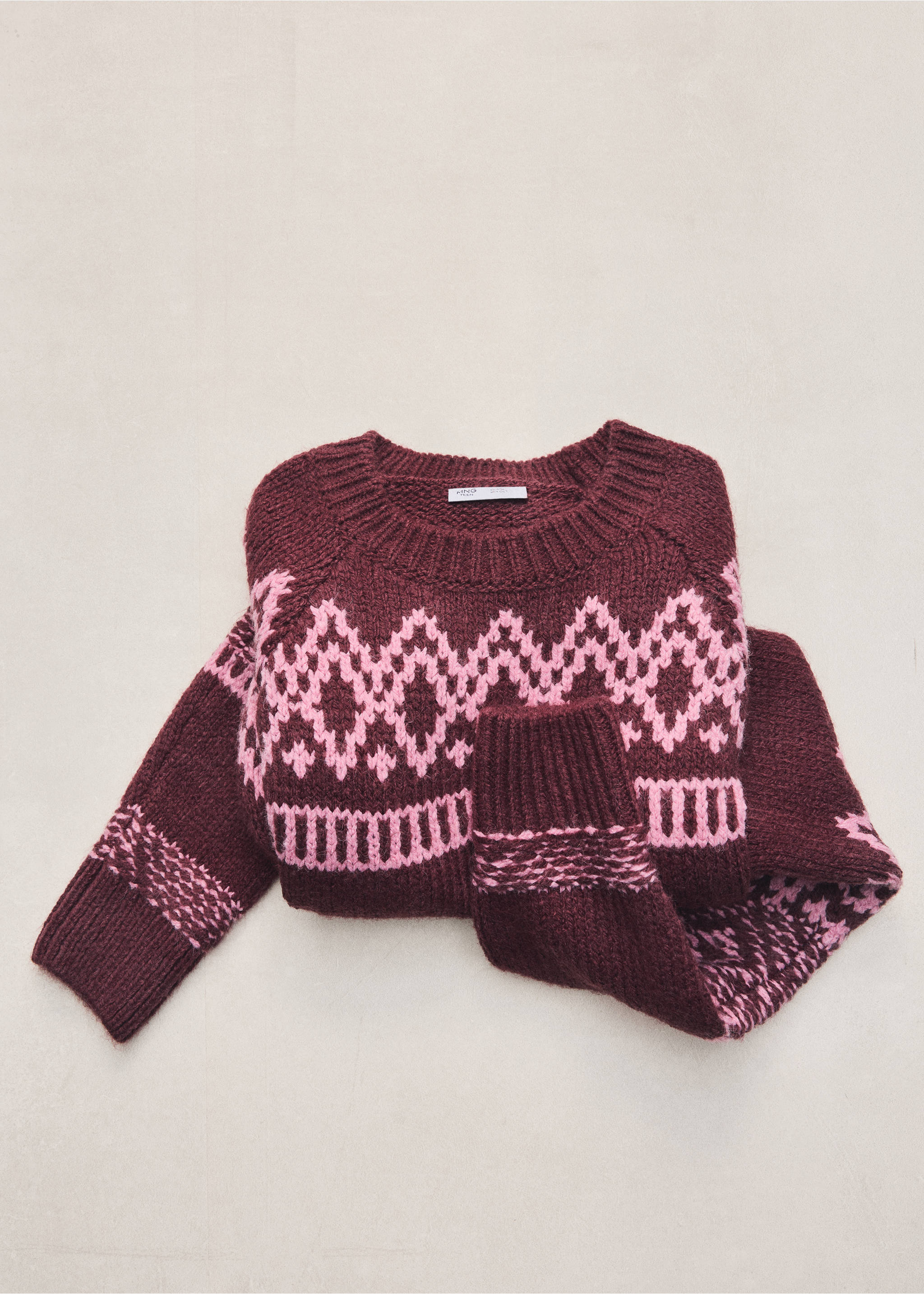 Pull-over motifs col rond - Détail de l'article 5, Bordeaux. Ref: 37009150-00.