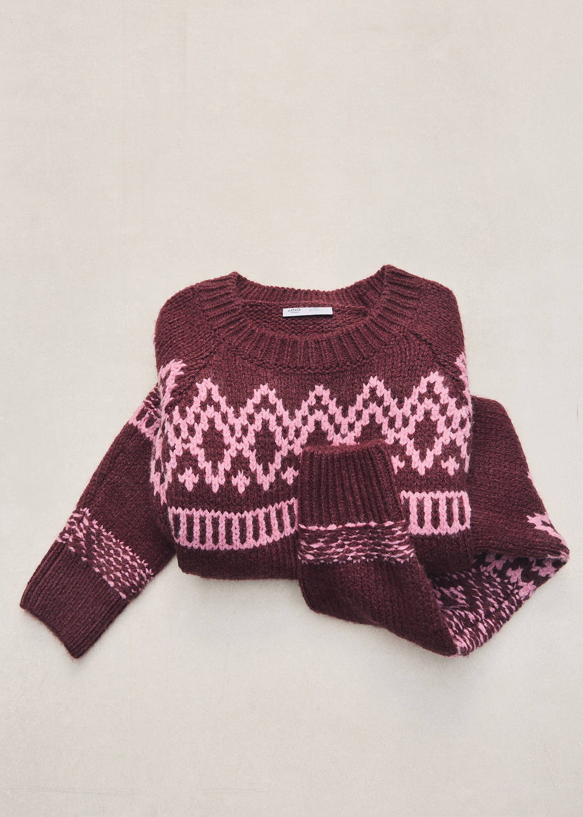 Crew neck sweater with trim — Burgundy
