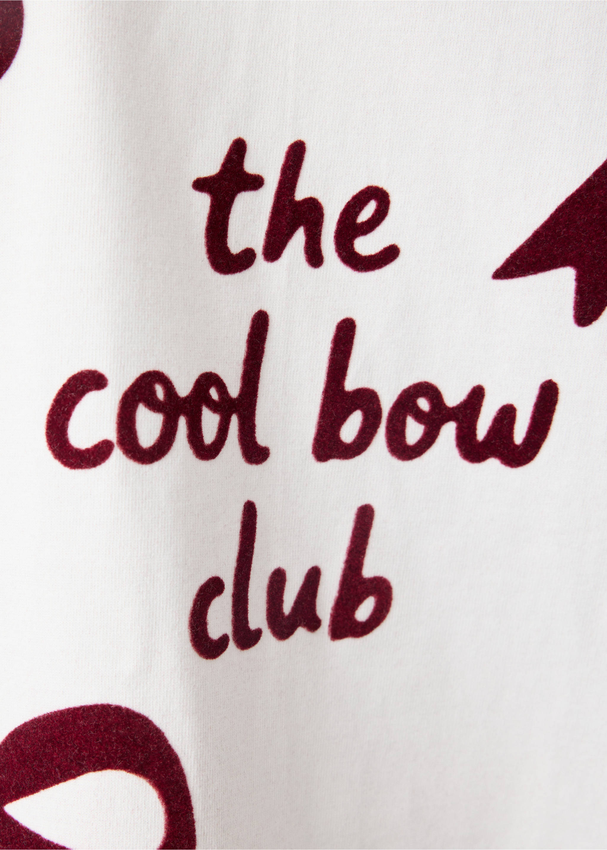 T-shirt fabric detail with burgundy velvet lettering reading 'the cool bow club'., Off White. Ref: 37009224-00.