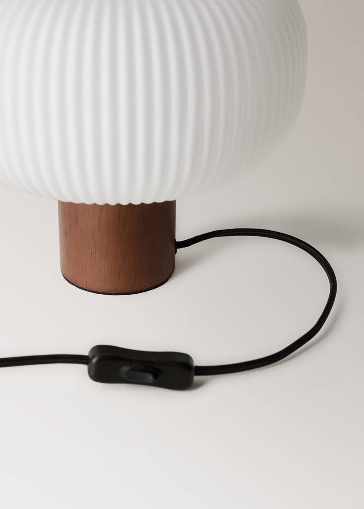 Wood and glass table lamp — Brown