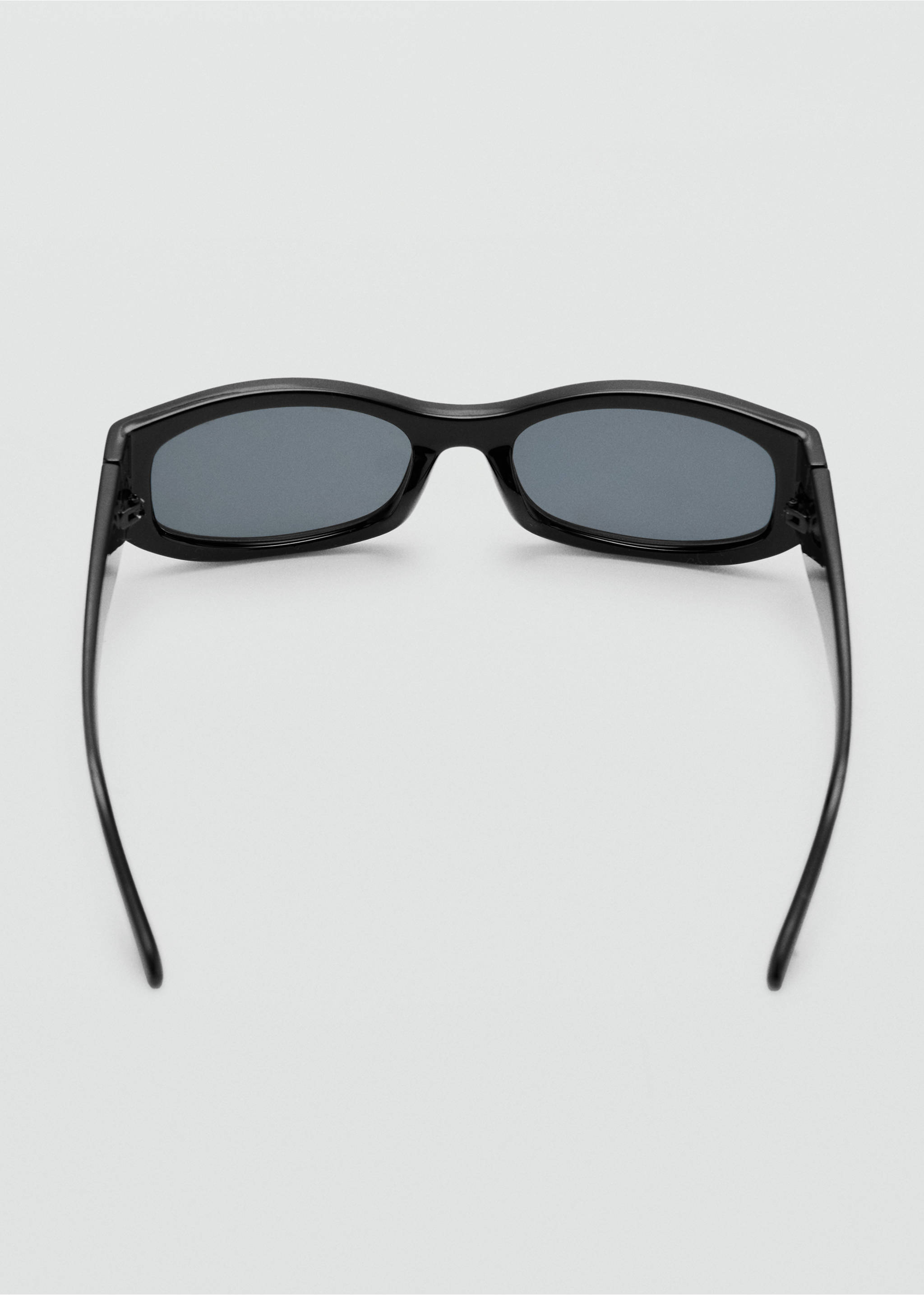 Resin frame sunglasses - Details of the article 1, Black. Ref: 37011333-00.