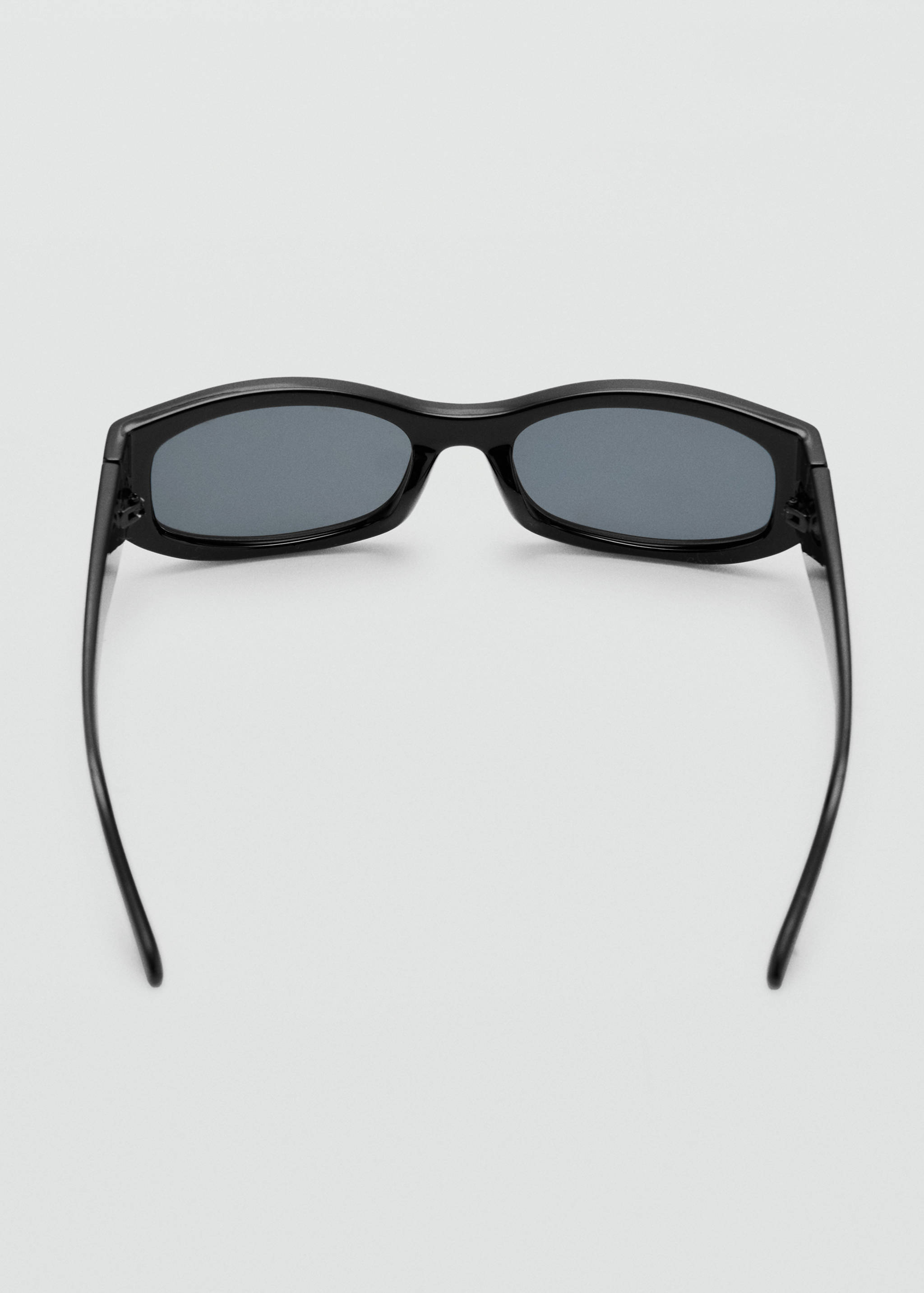 Resin frame sunglasses - Details of the article 1