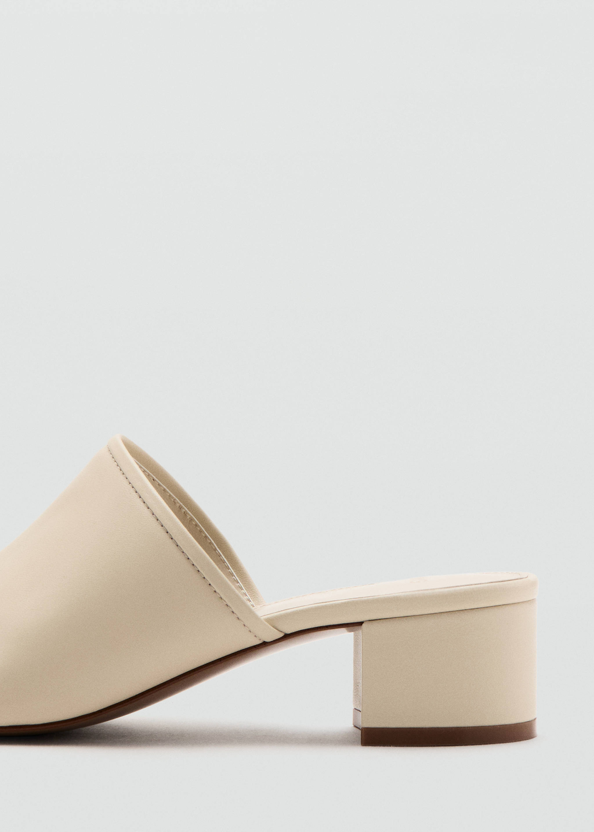 Leather block-heel sandals - Details of the article 1