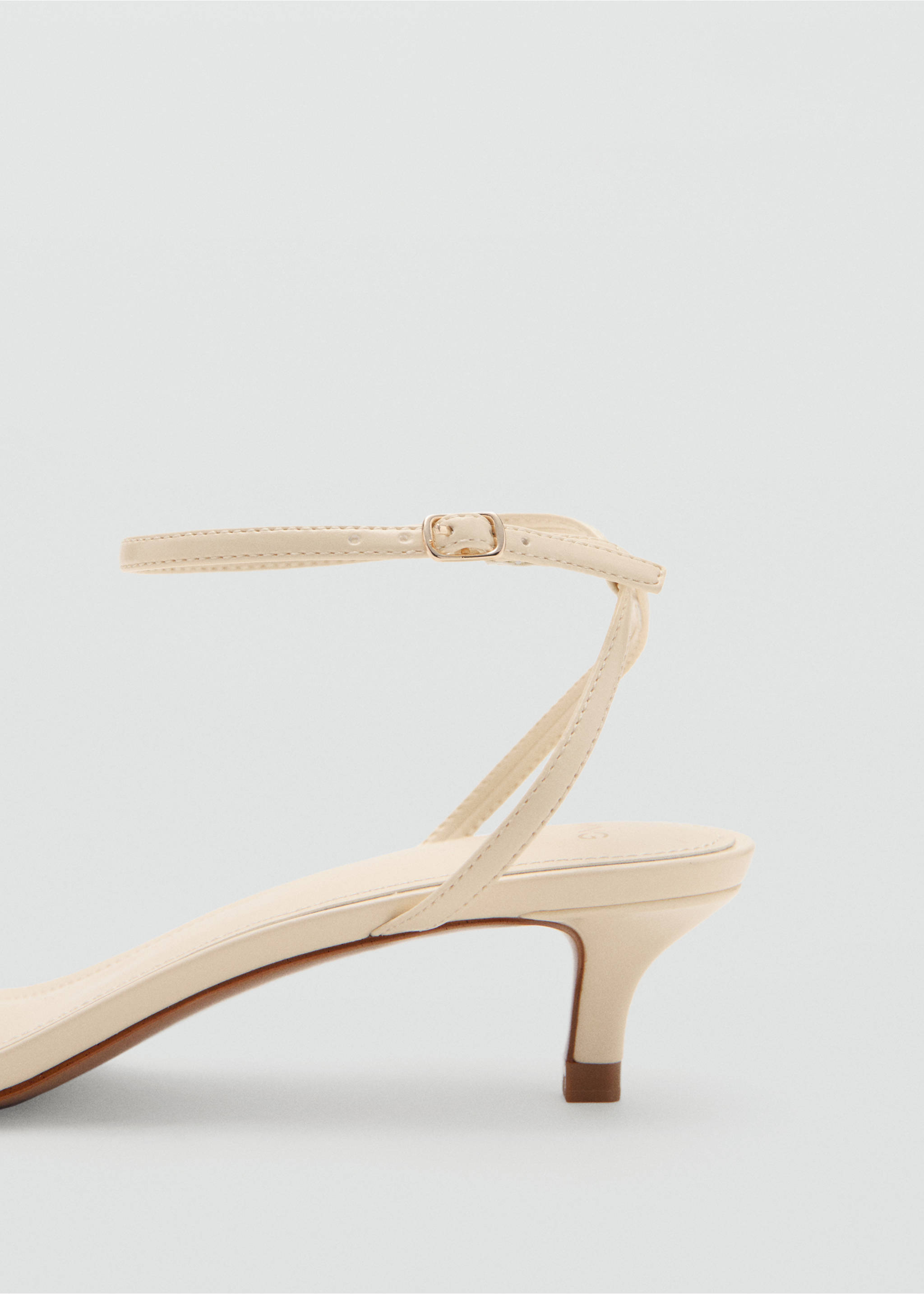 Criss-cross straps sandals - Details of the article 1, Vanilla. Ref: 37011337-00.