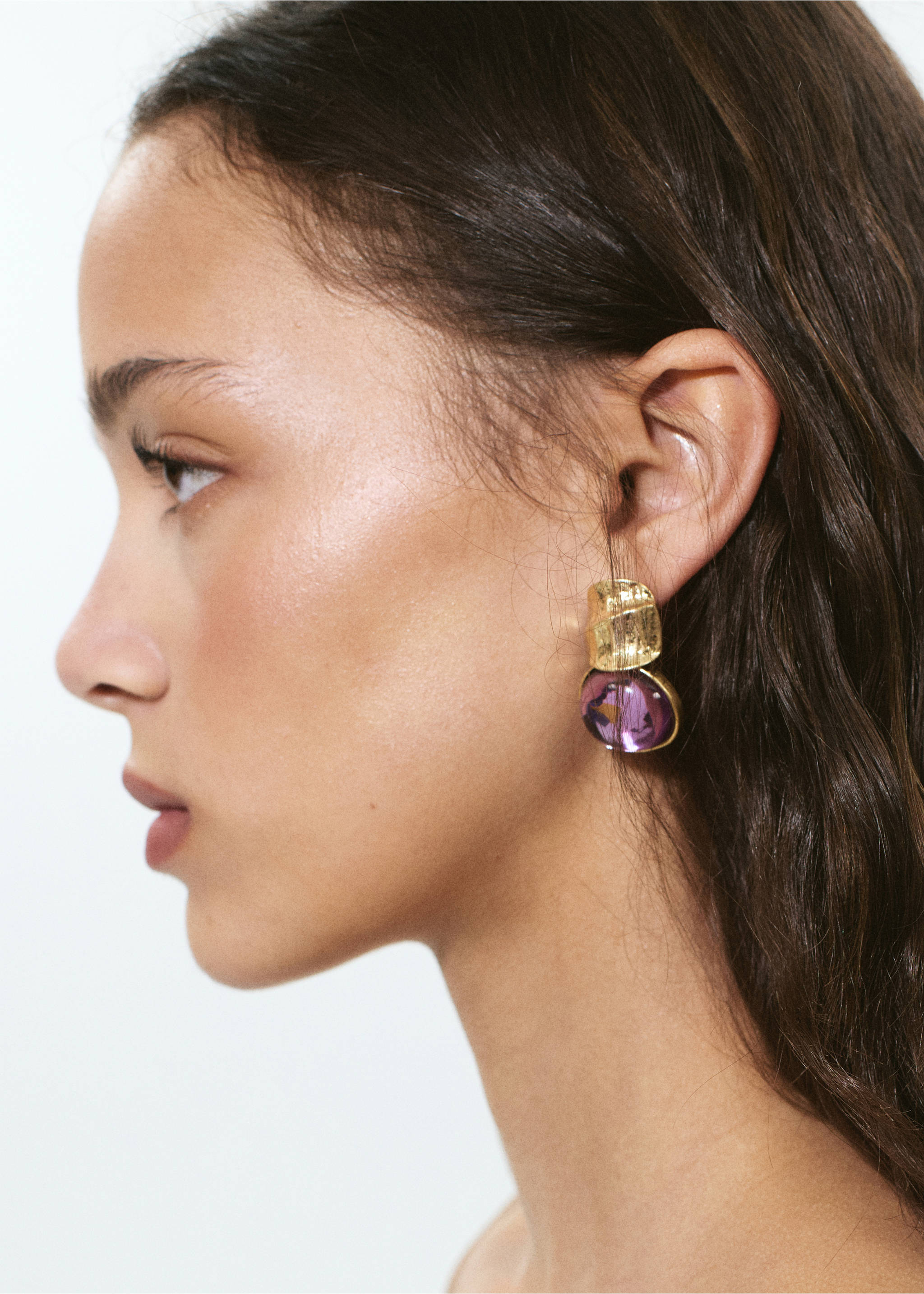 Resin pendant earrings - General plane, Lilac. Ref: 37011355-00.