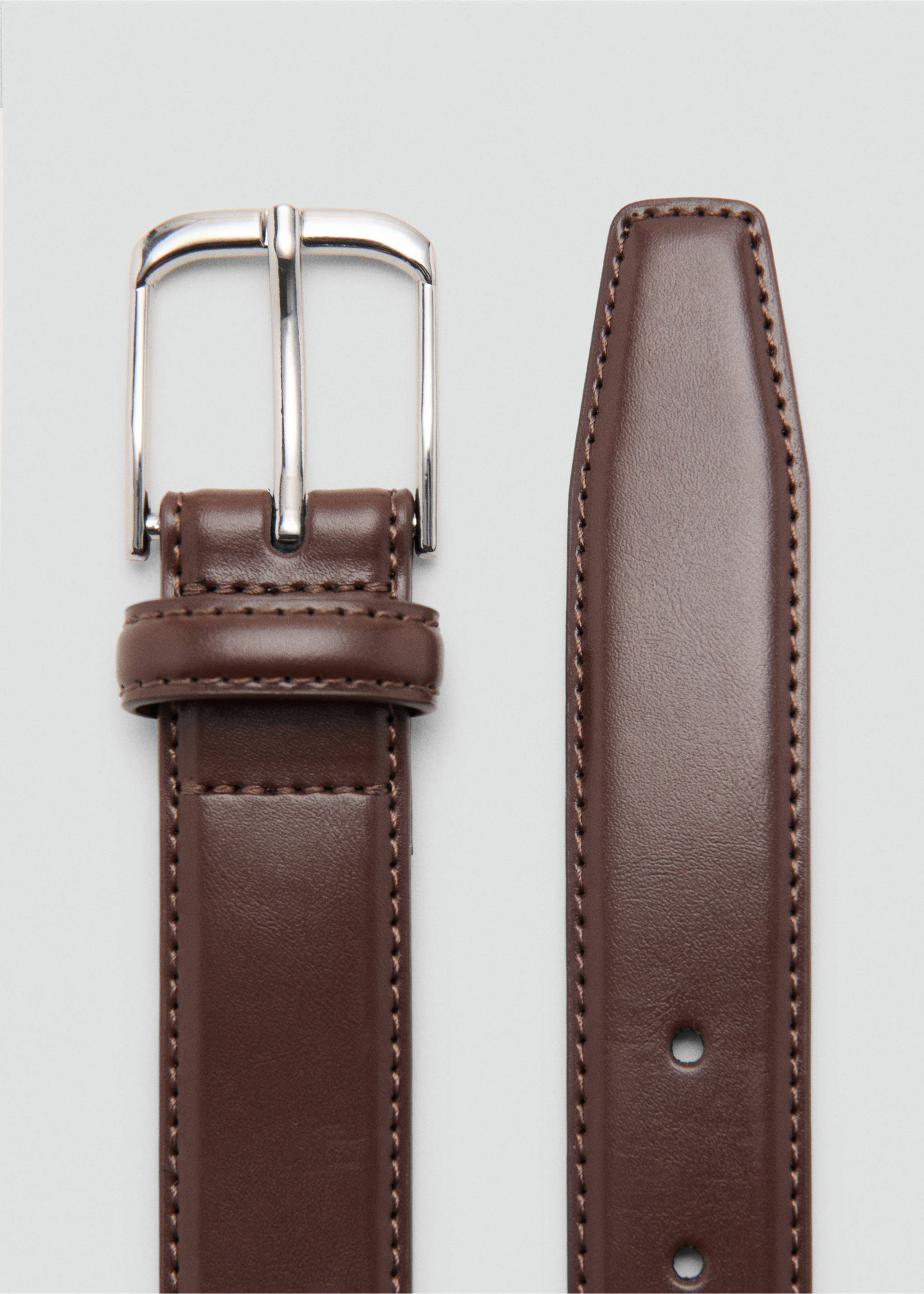 Buckle leather belt - Details of the article 1, Leather. Ref: 37011373-00.