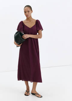 Textured dress with gathered detail — Maroon 2