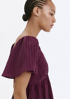 Textured dress with gathered detail — Maroon 4