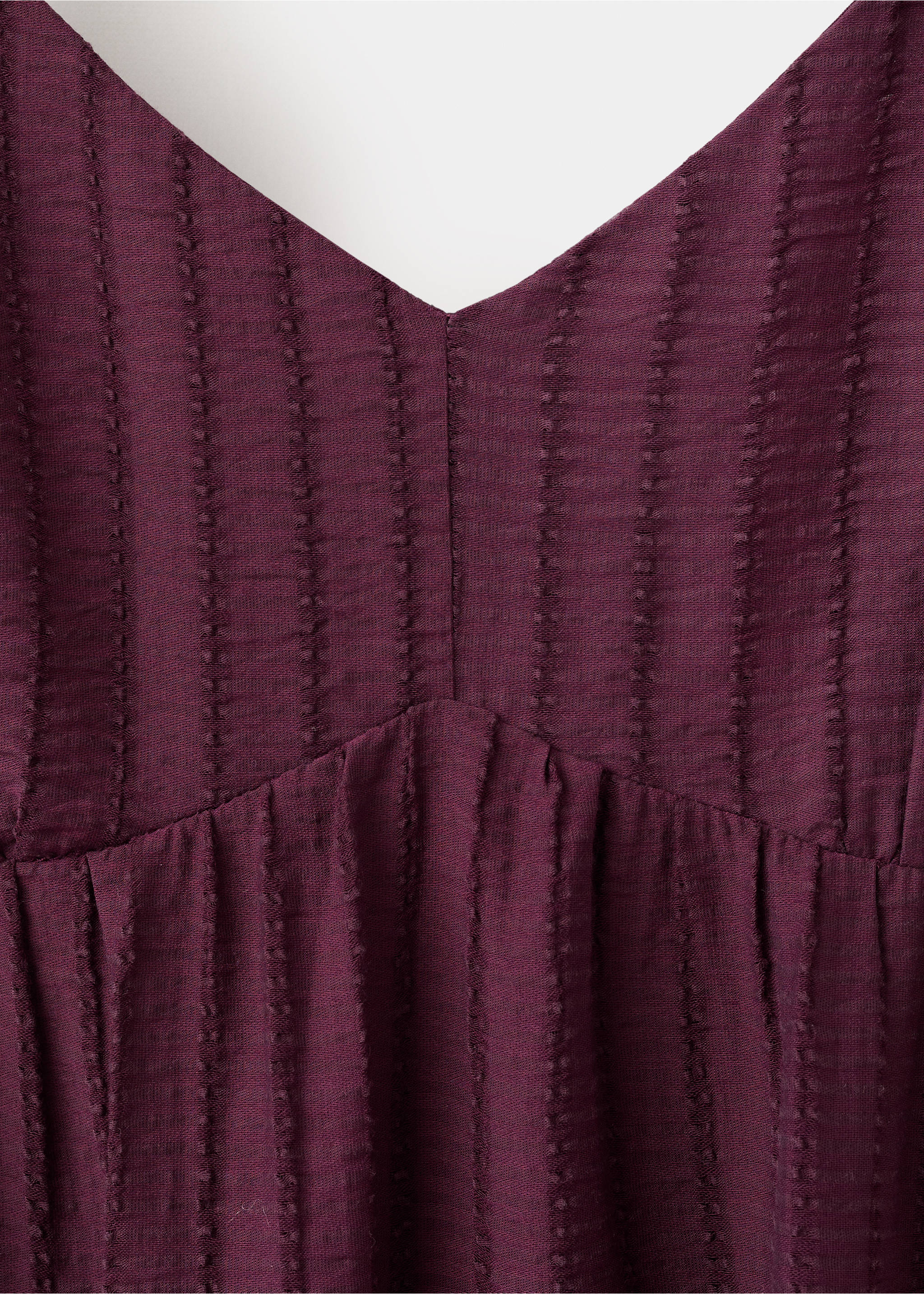 Textured dress with ruched detail - Details of the article 8, Maroon. Ref: 37011381-00.