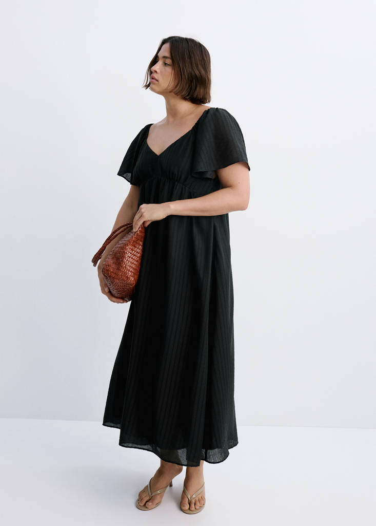 Textured dress with gathered detail — Black