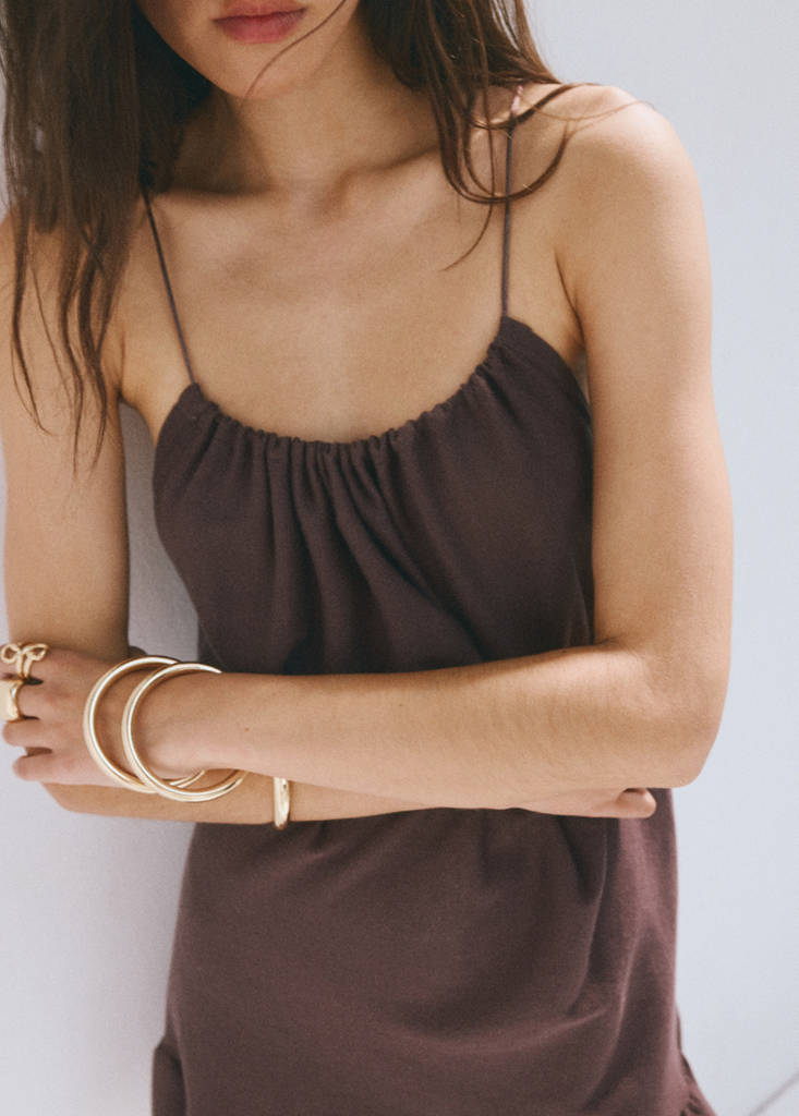 Gathered neck jersey dress — Wine