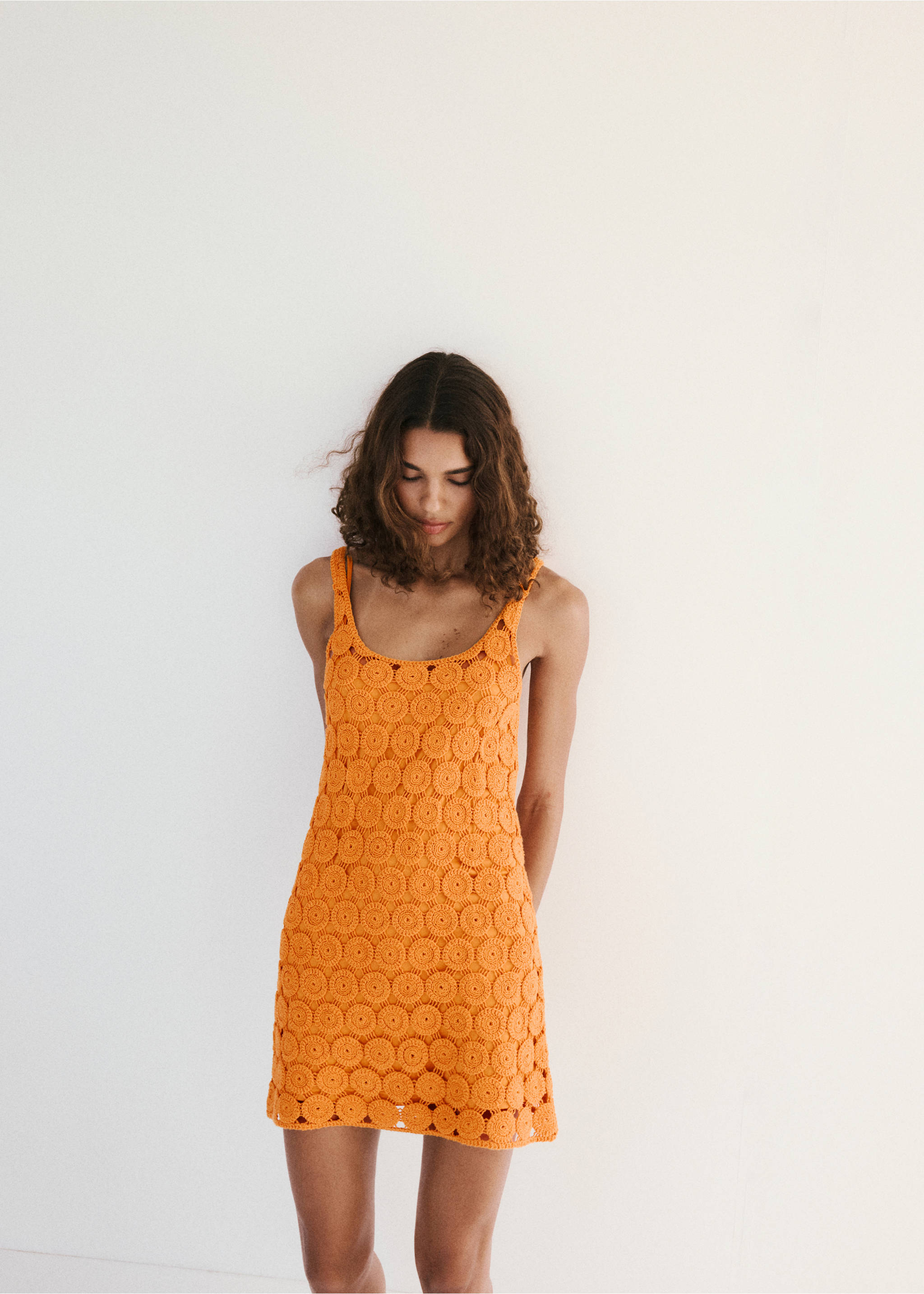 Crochet short dress - Medium plane, Orange. Ref: 37011388-00.