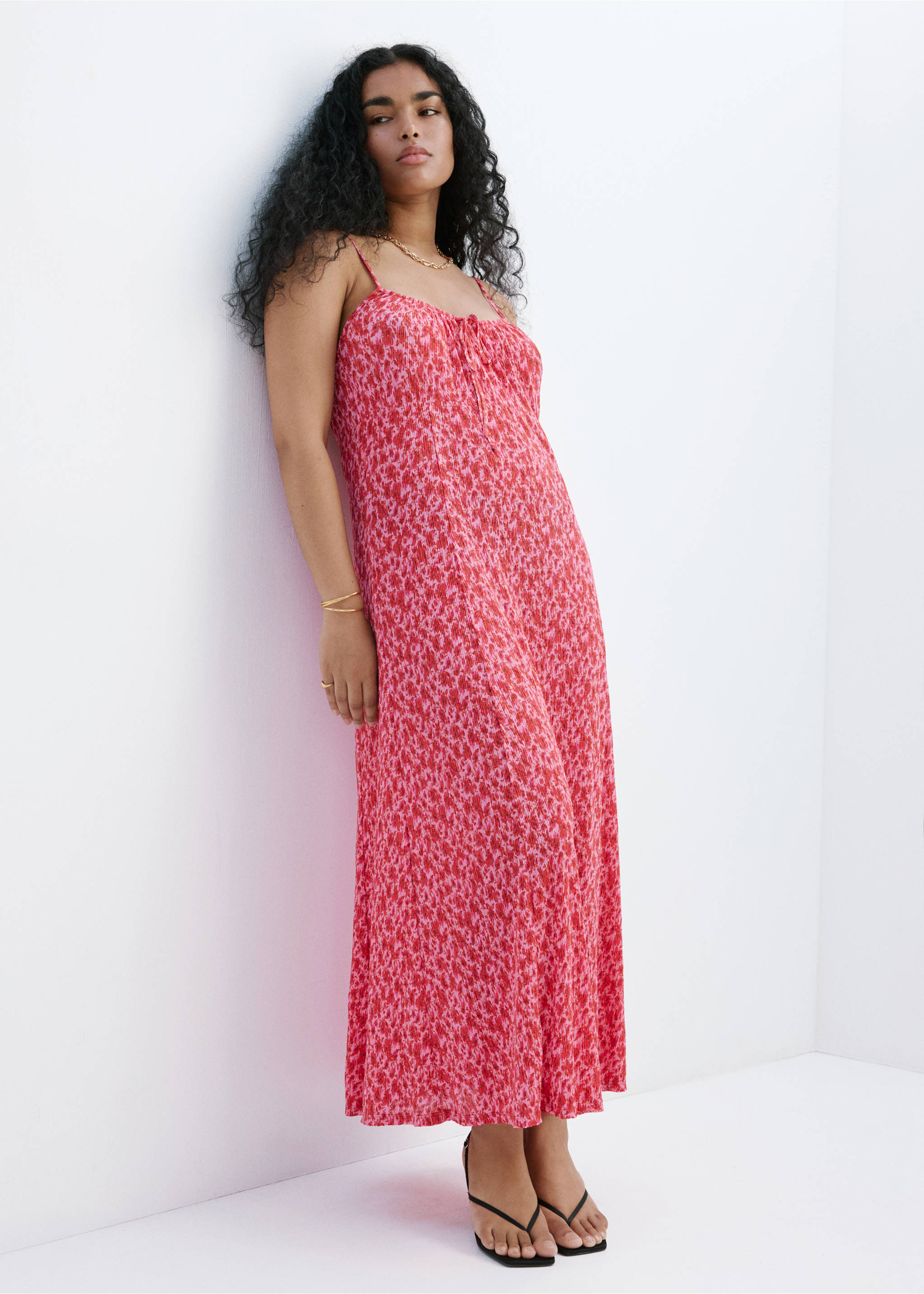 Floral-print pleated dress - Details of the article 3, Pink. Ref: 37011390-00.