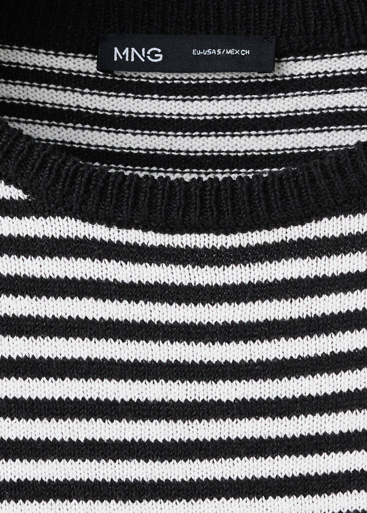 Striped short-sleeved sweater — Black