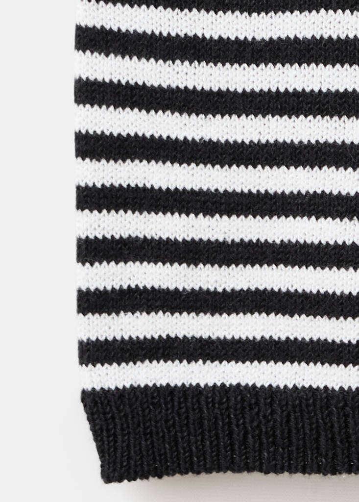 Striped short-sleeved sweater — Black