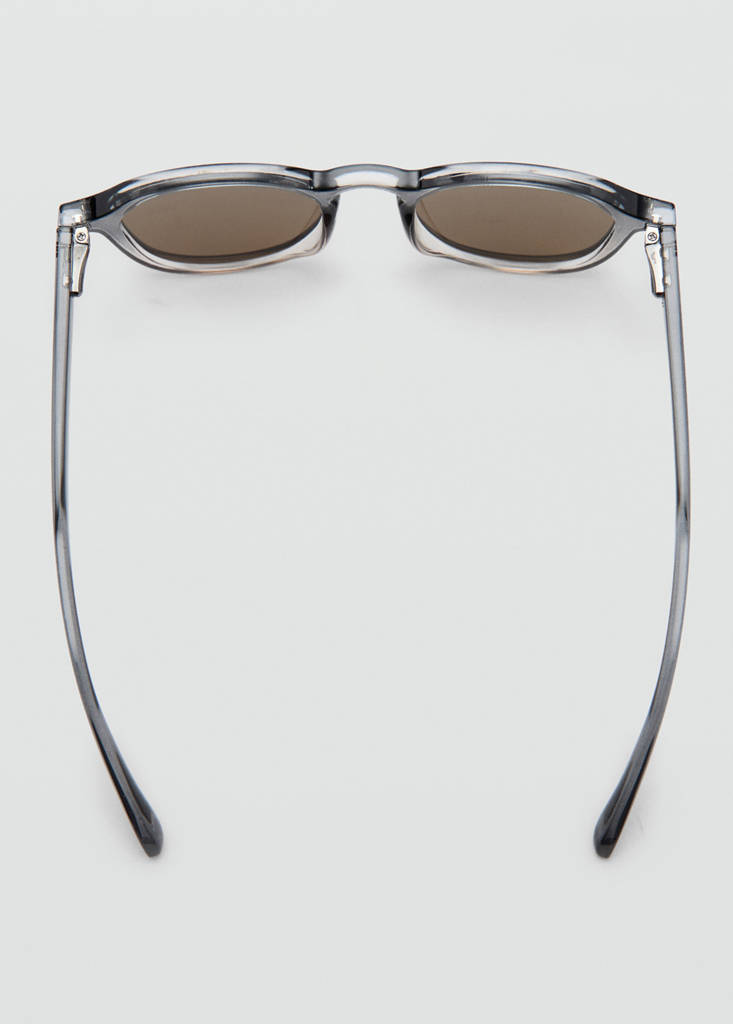 Semi-transparent round sunglasses — Black