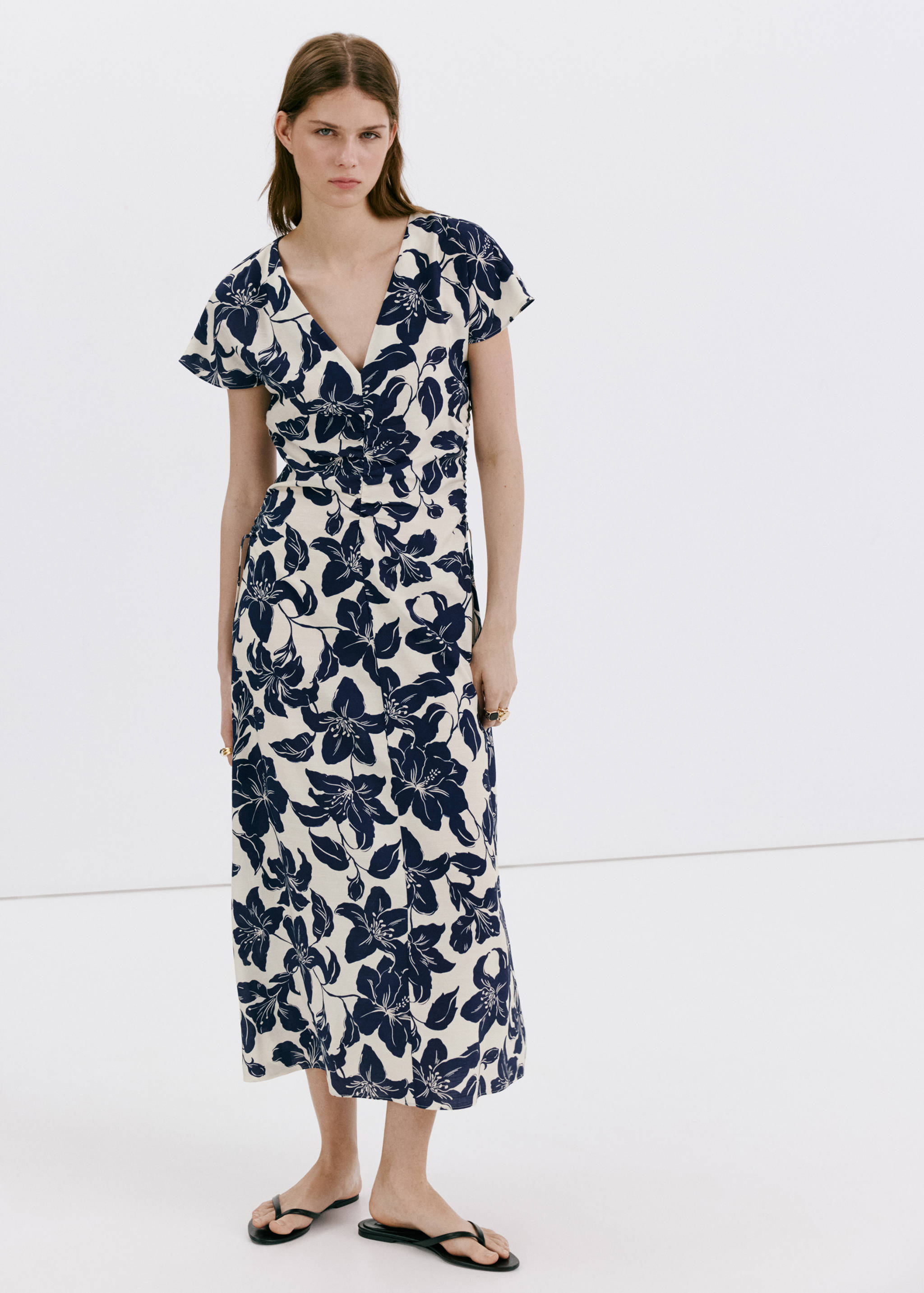 Floral print dress - General plane