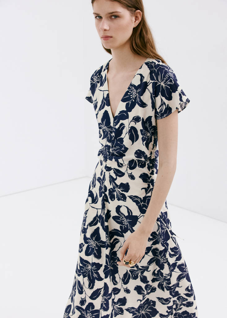 Side ruched floral dress — Ecru
