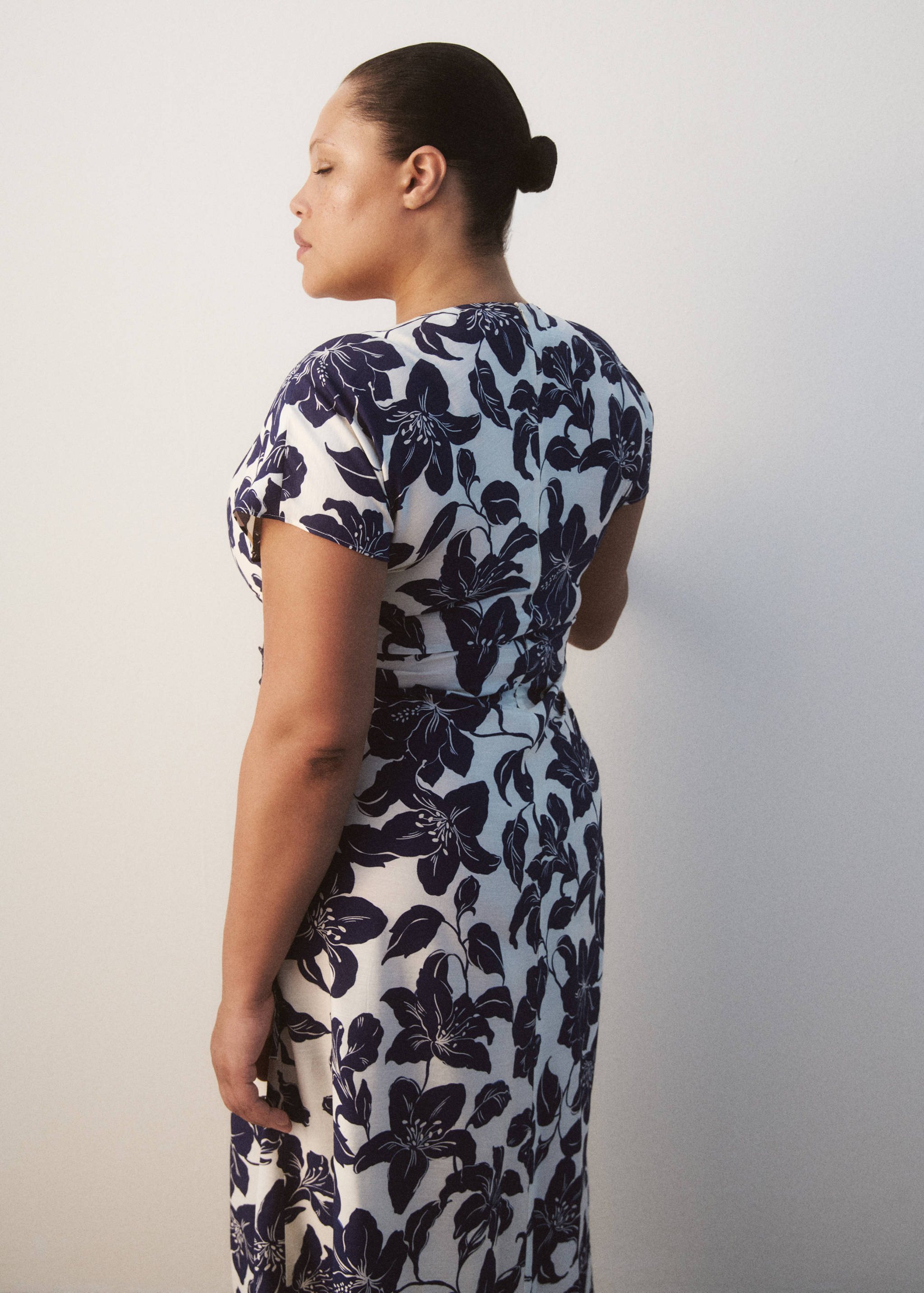 Side ruched floral dress - Details of the article 6