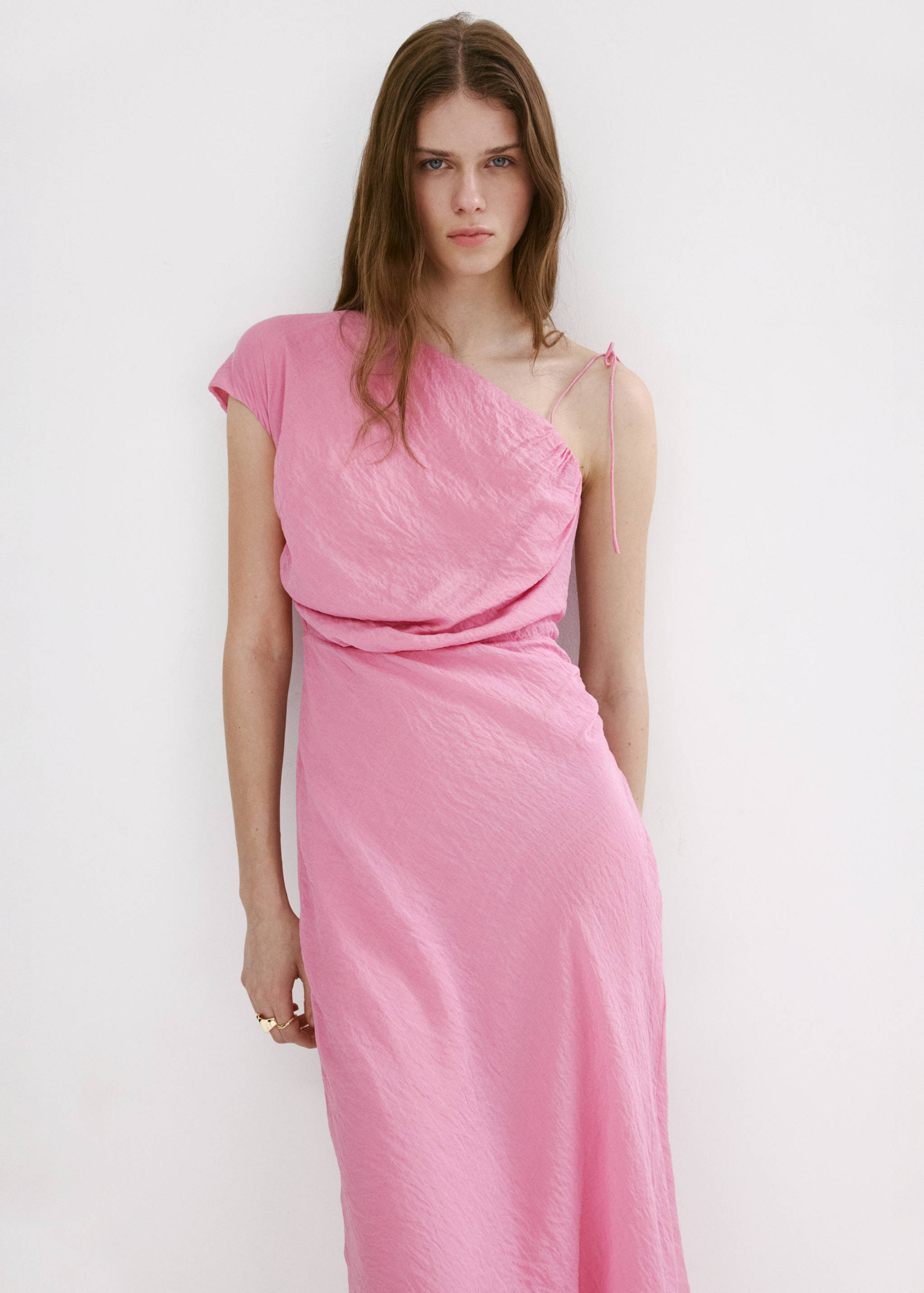 Asymmetric flowing dress - Details of the article 3