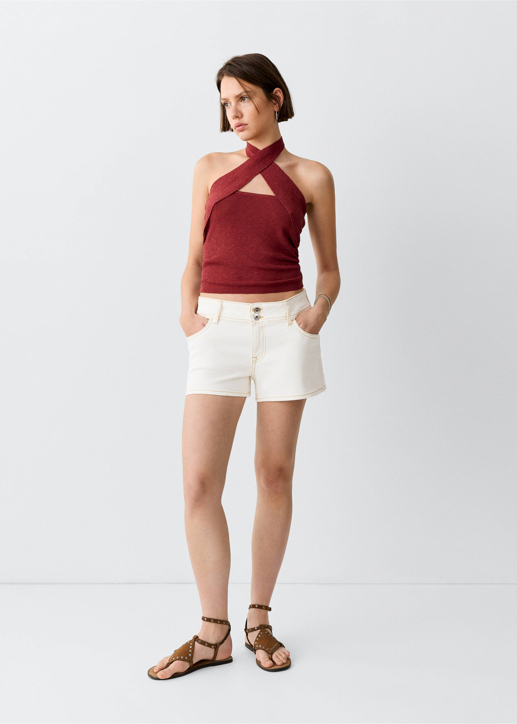 Shorts flap - Plano general, Blanco roto. Ref: 37011411-00.